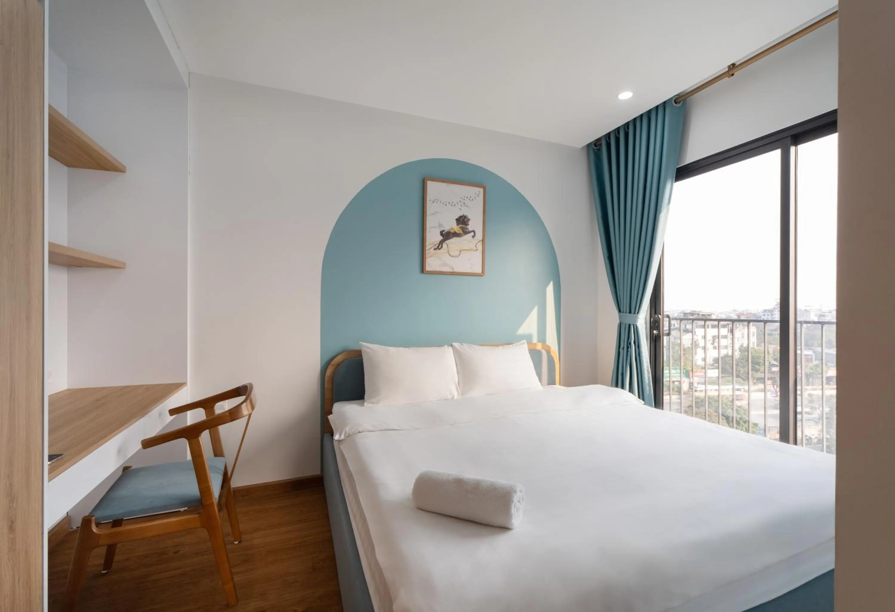 Bedroom, Bed in MOONLIT Suites Hotel by Luxe Paradise