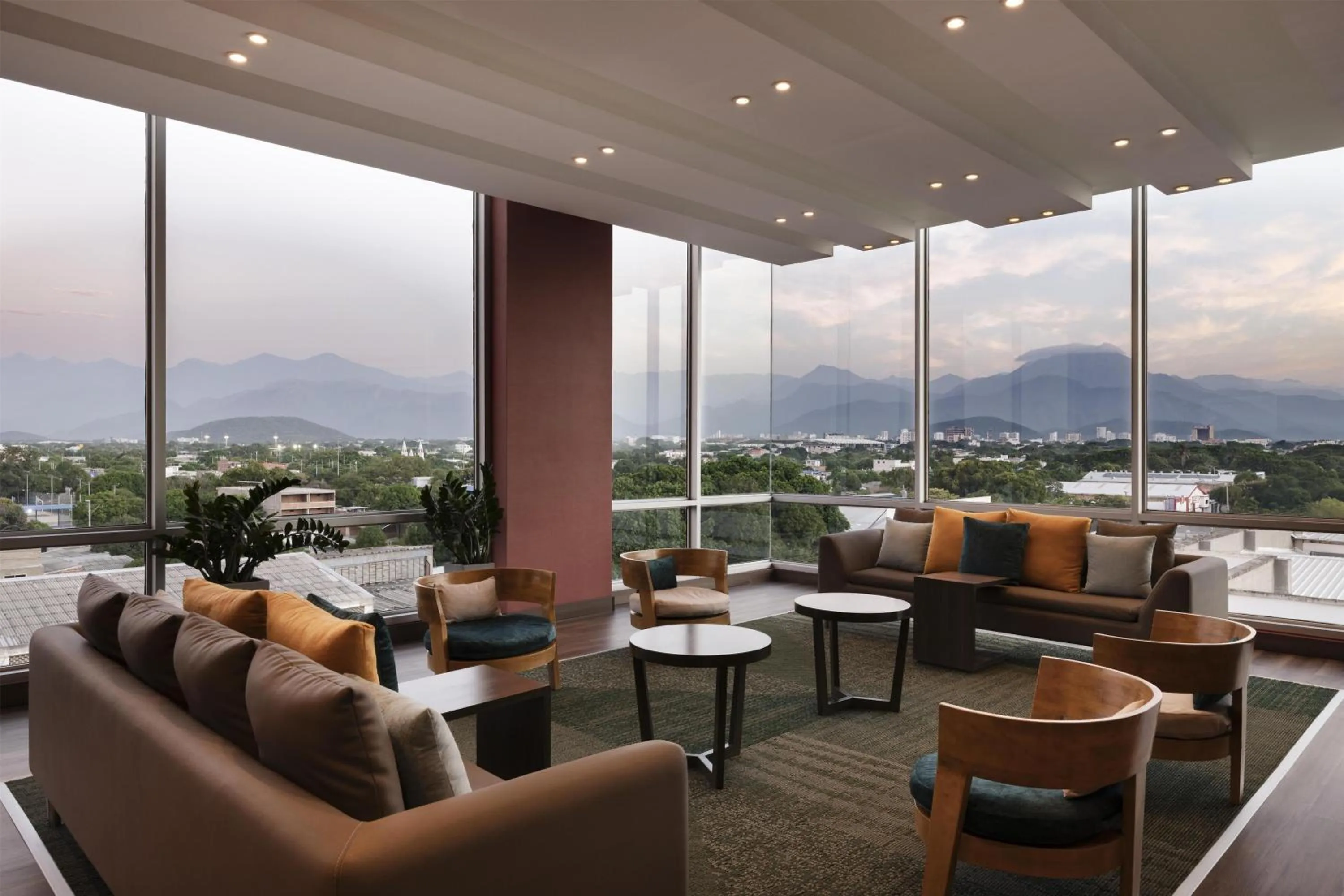 Lobby or reception in Hampton By Hilton Valledupar