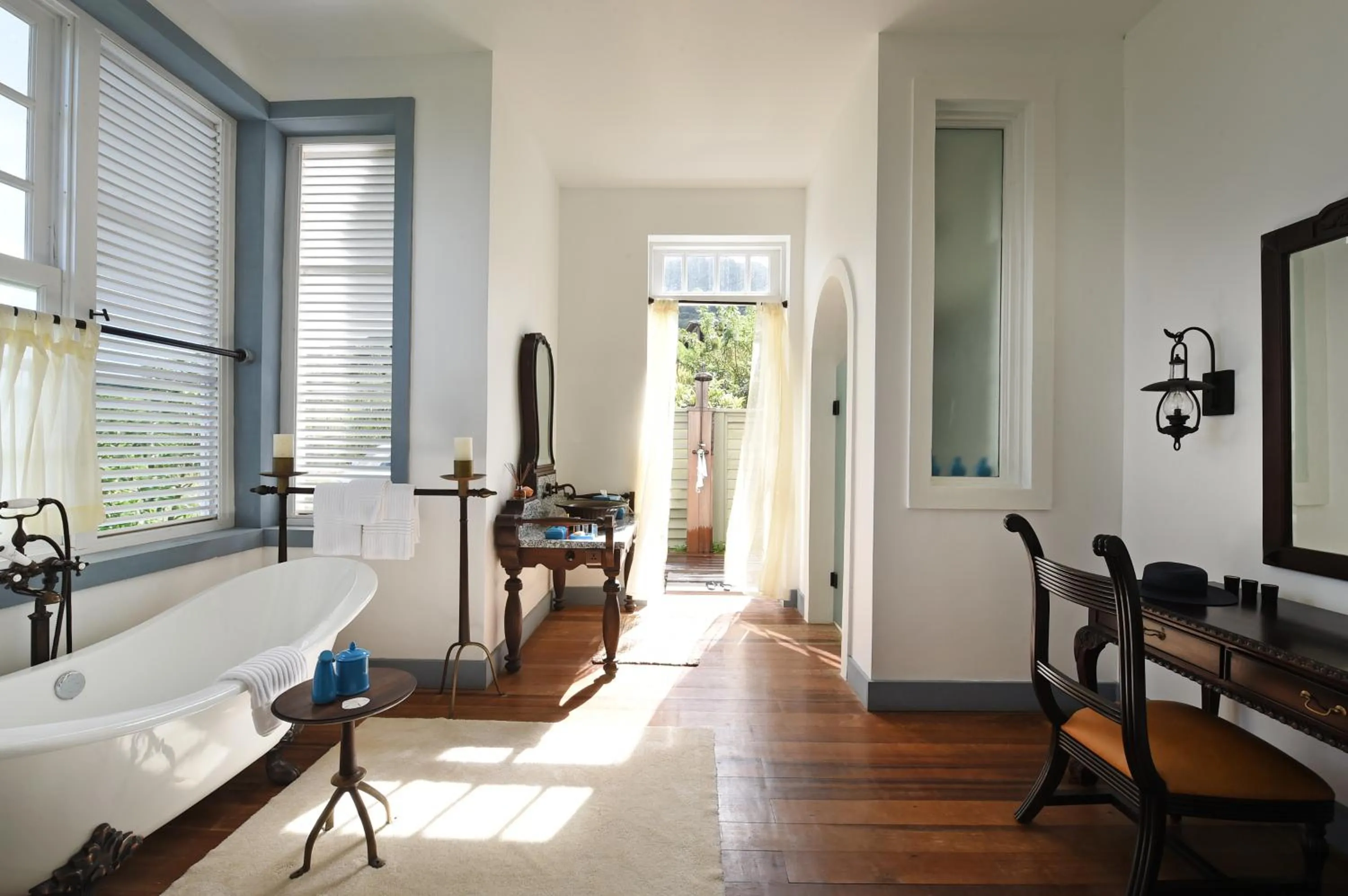 Shower in Belle Mont Sanctuary Resort - Kittitian Hill
