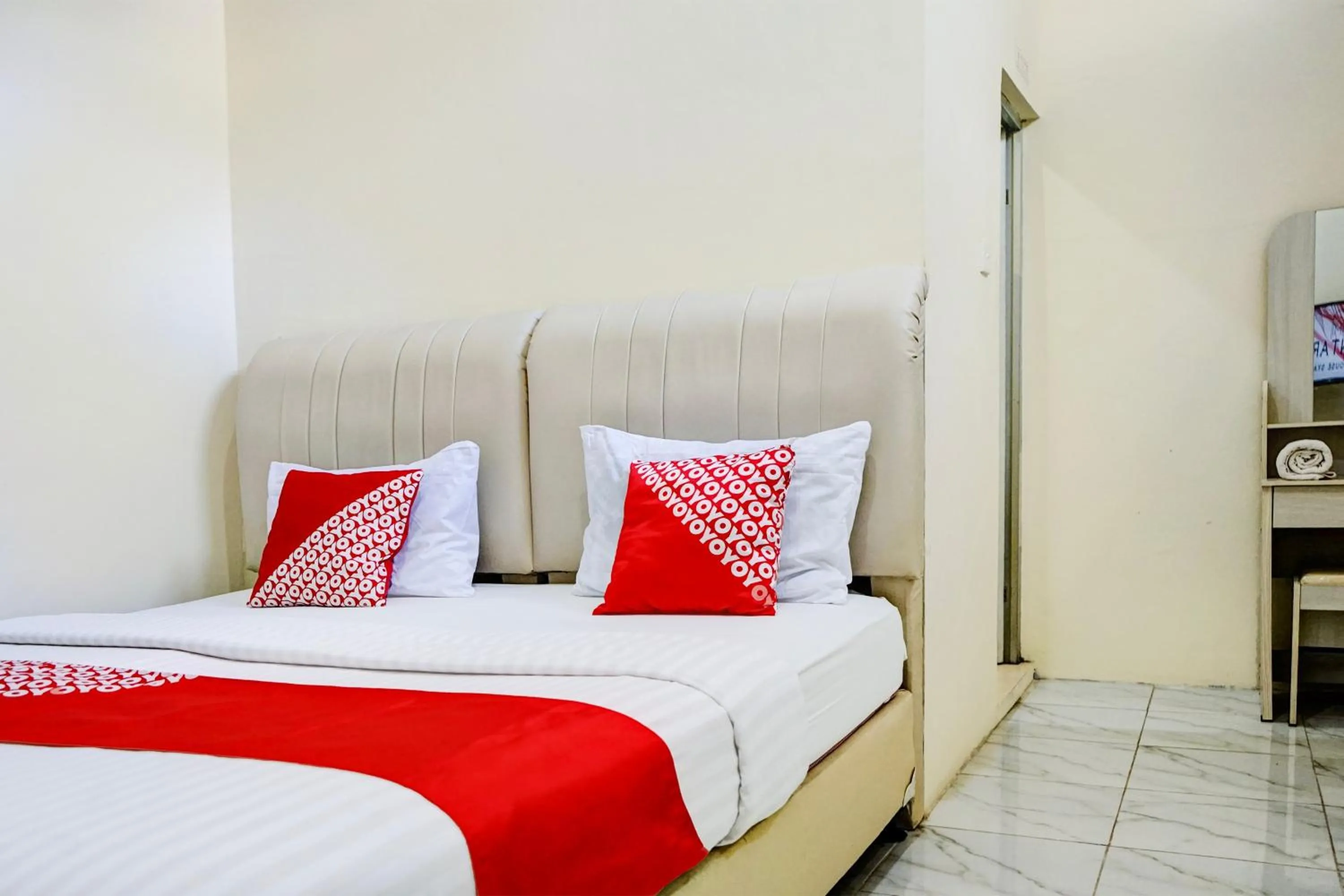 Bedroom, Bed in Hotel O Mantari Guesthouse