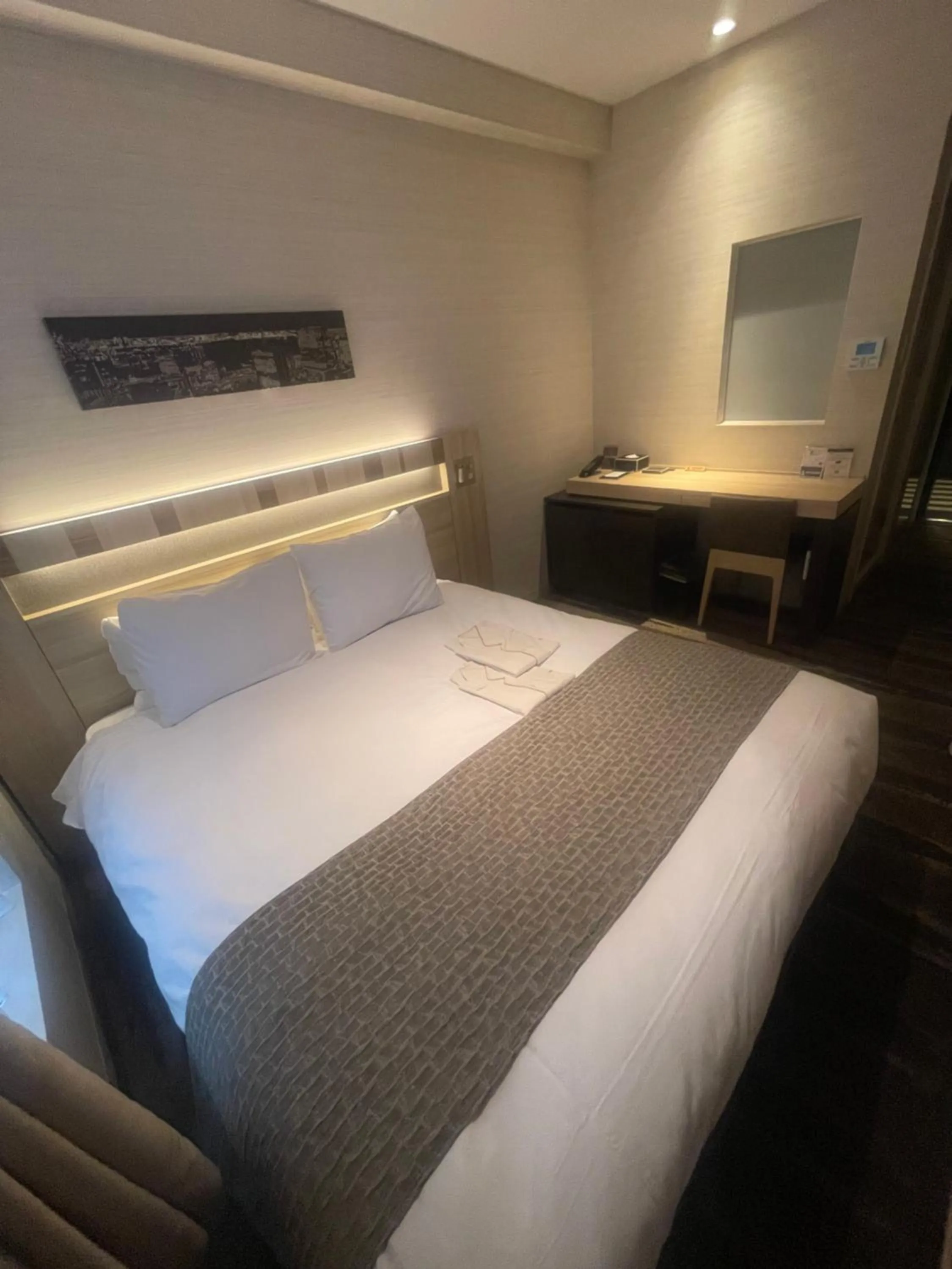 Bed in Hotel Sunroute Ginza
