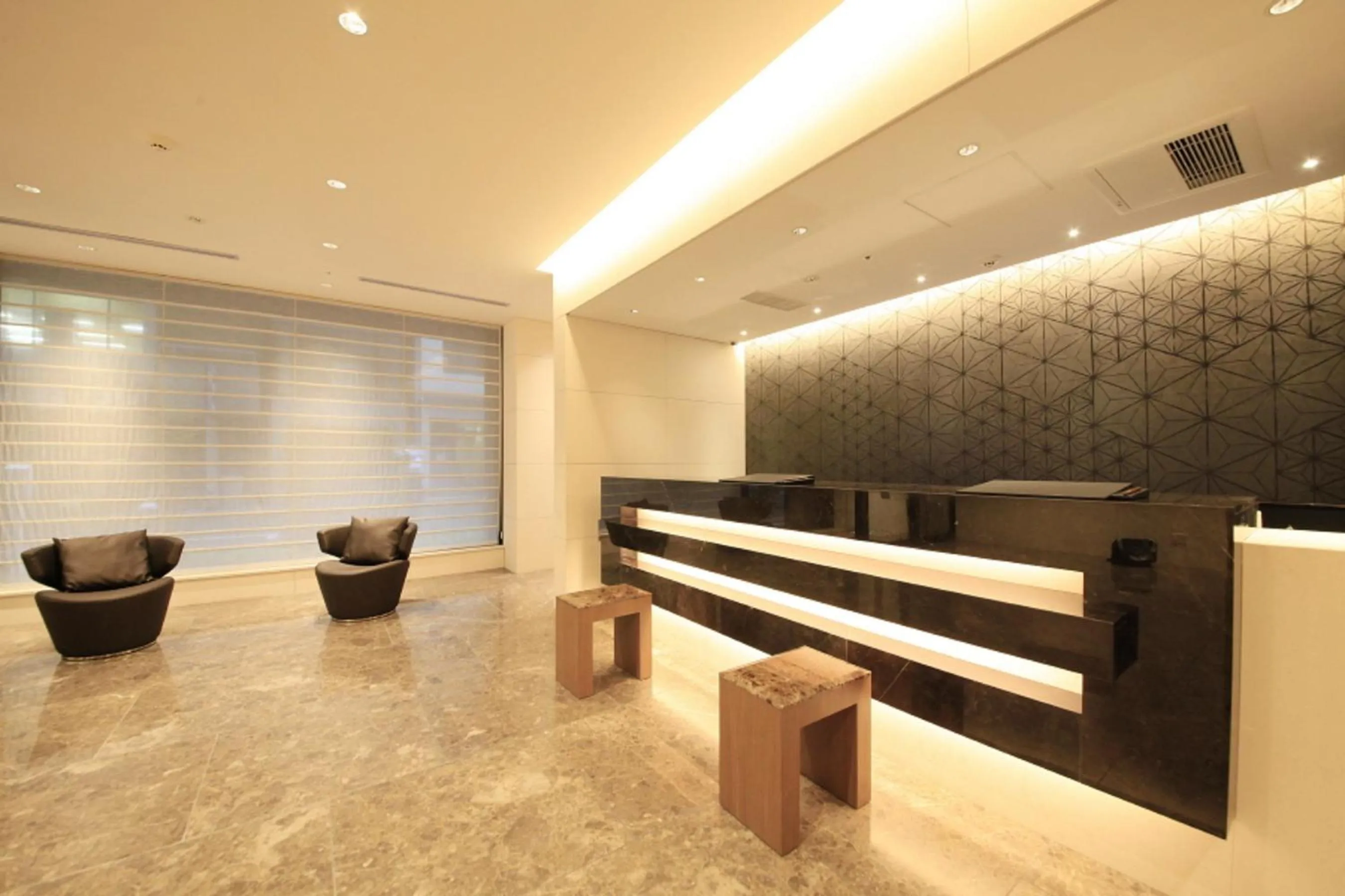 Decorative detail in Hotel Sunroute Ginza