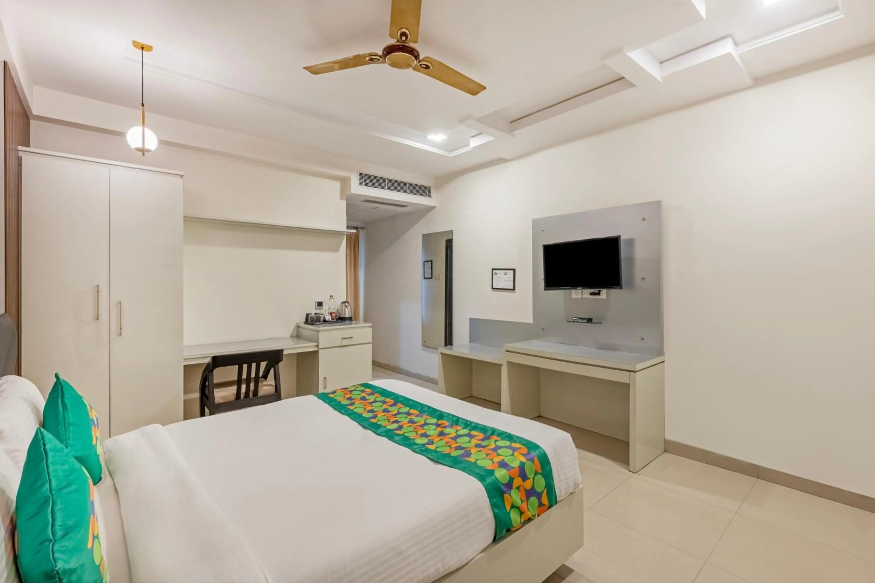 Bedroom, Bed in Treebo AR Grand, Gajuwaka