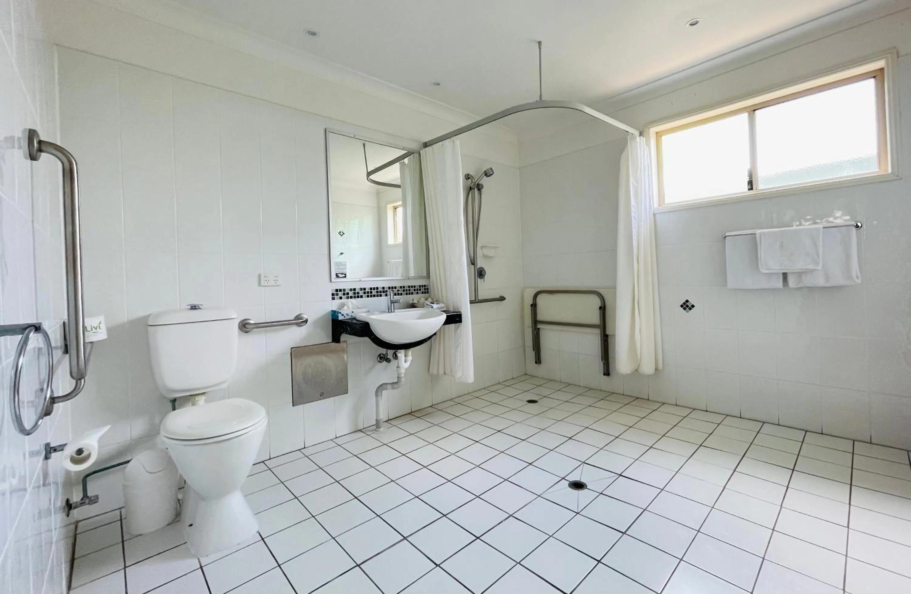 Shower in Motel Myall