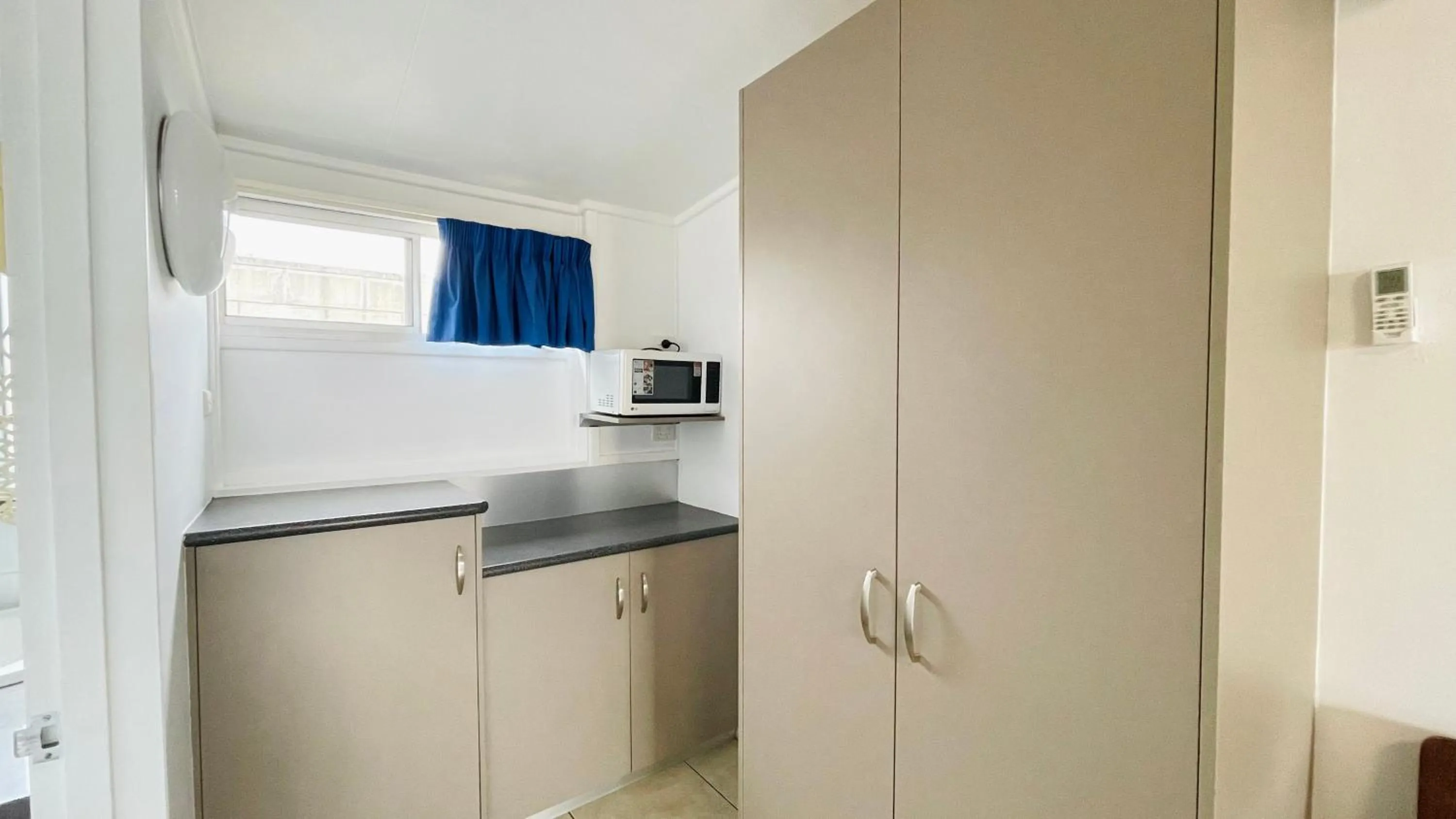 Kitchen or kitchenette in Motel Myall