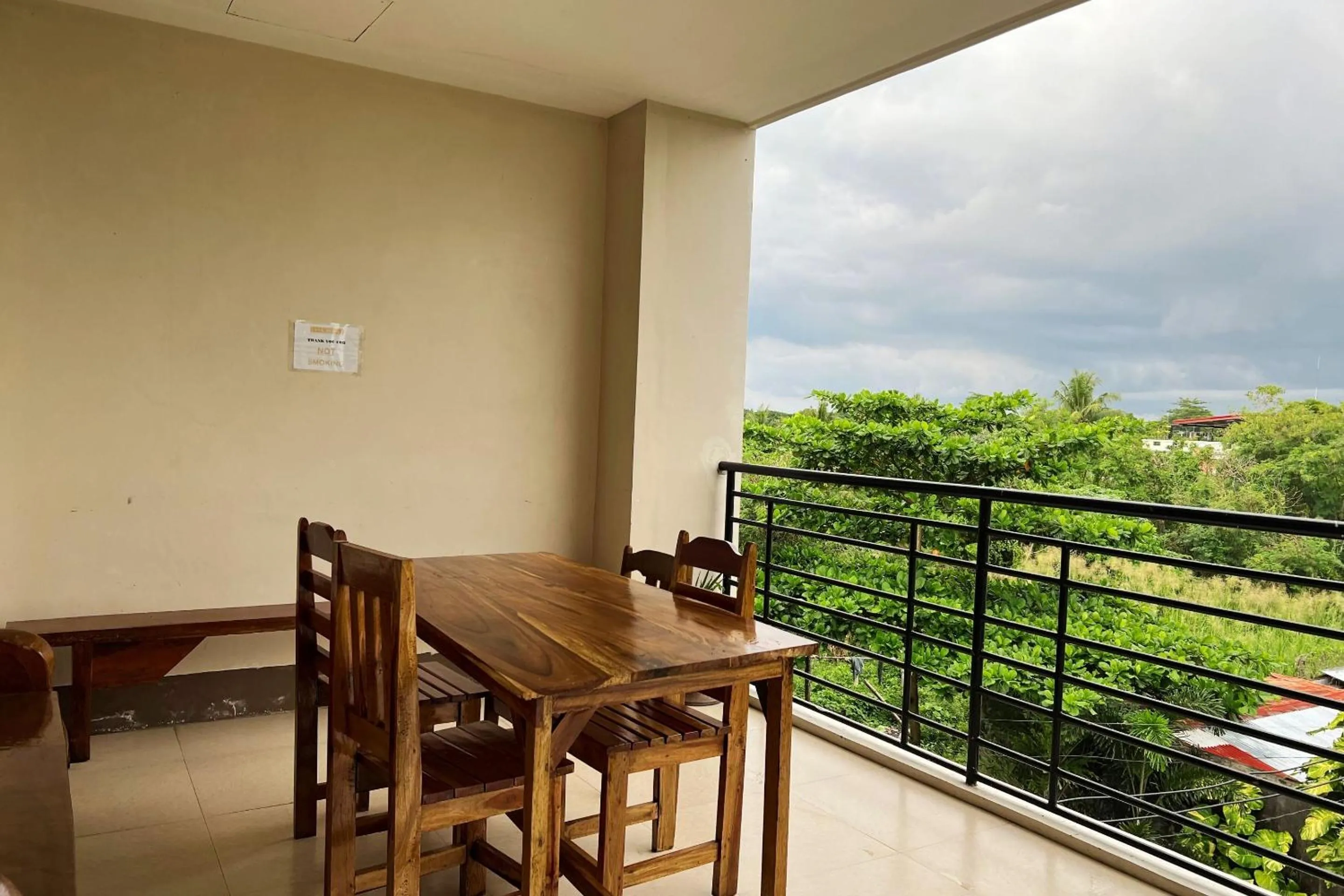 Balcony/Terrace in Sta Rosa Inn Iloilo powered by Cocotel