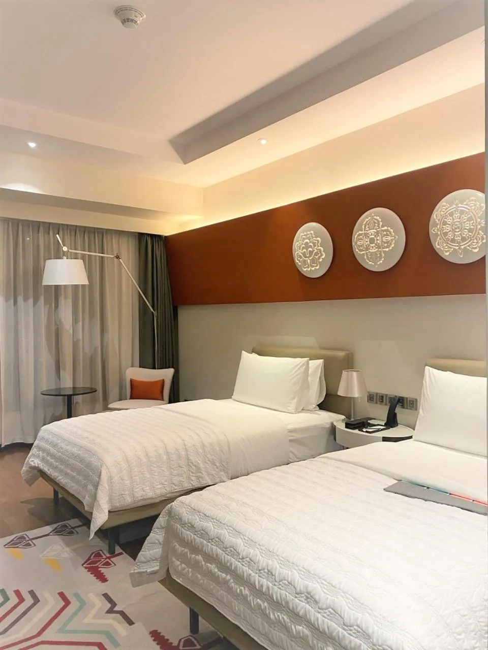 Bed in Le Meridien Thimphu