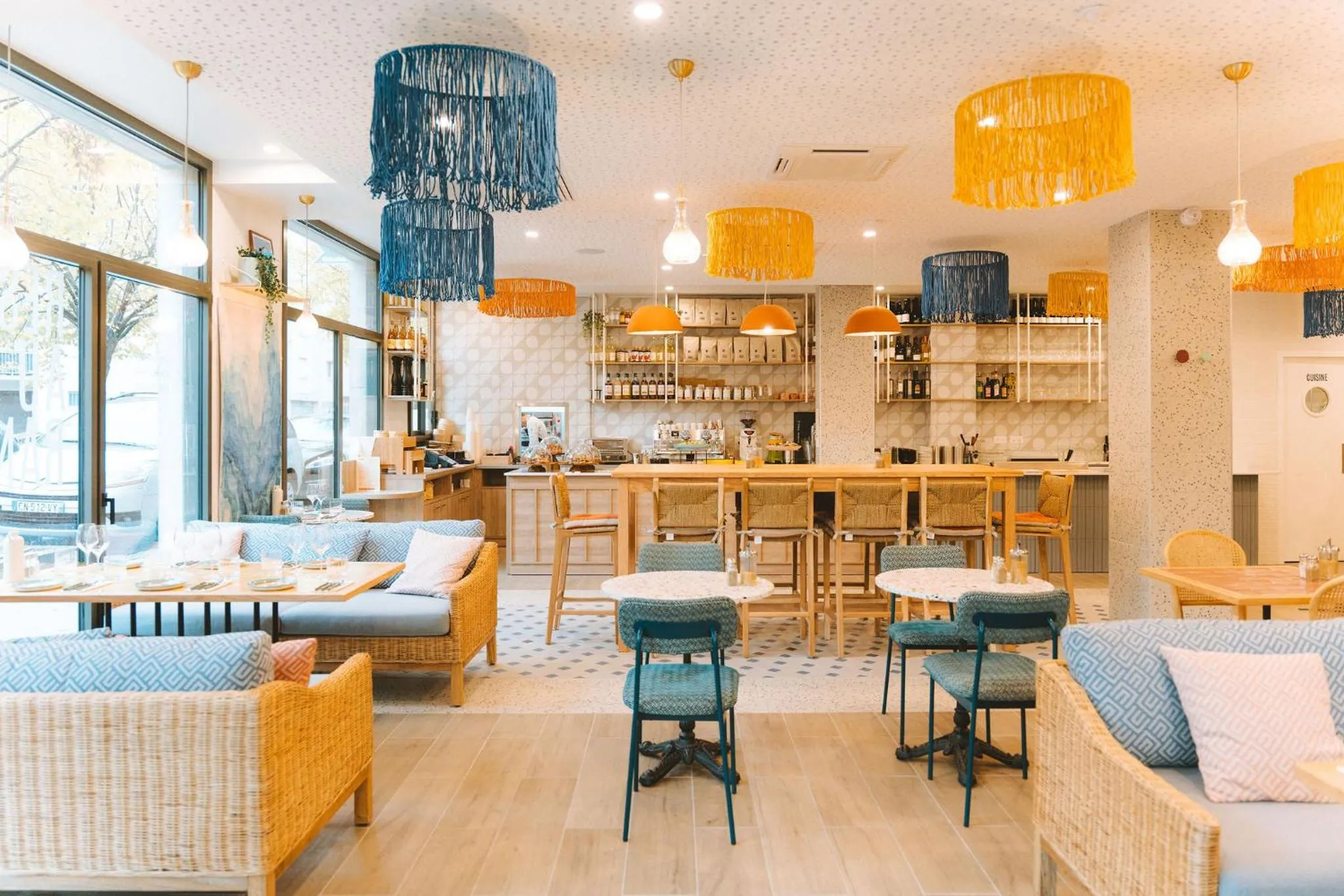 Restaurant/places to eat in Bikube Lyon