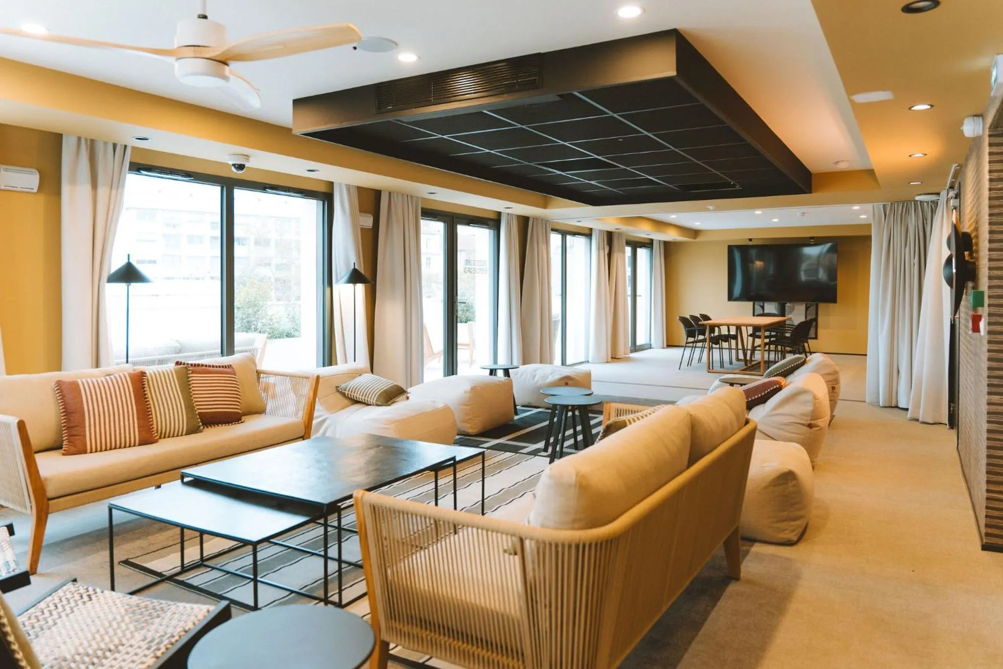 Business facilities in Bikube Lyon