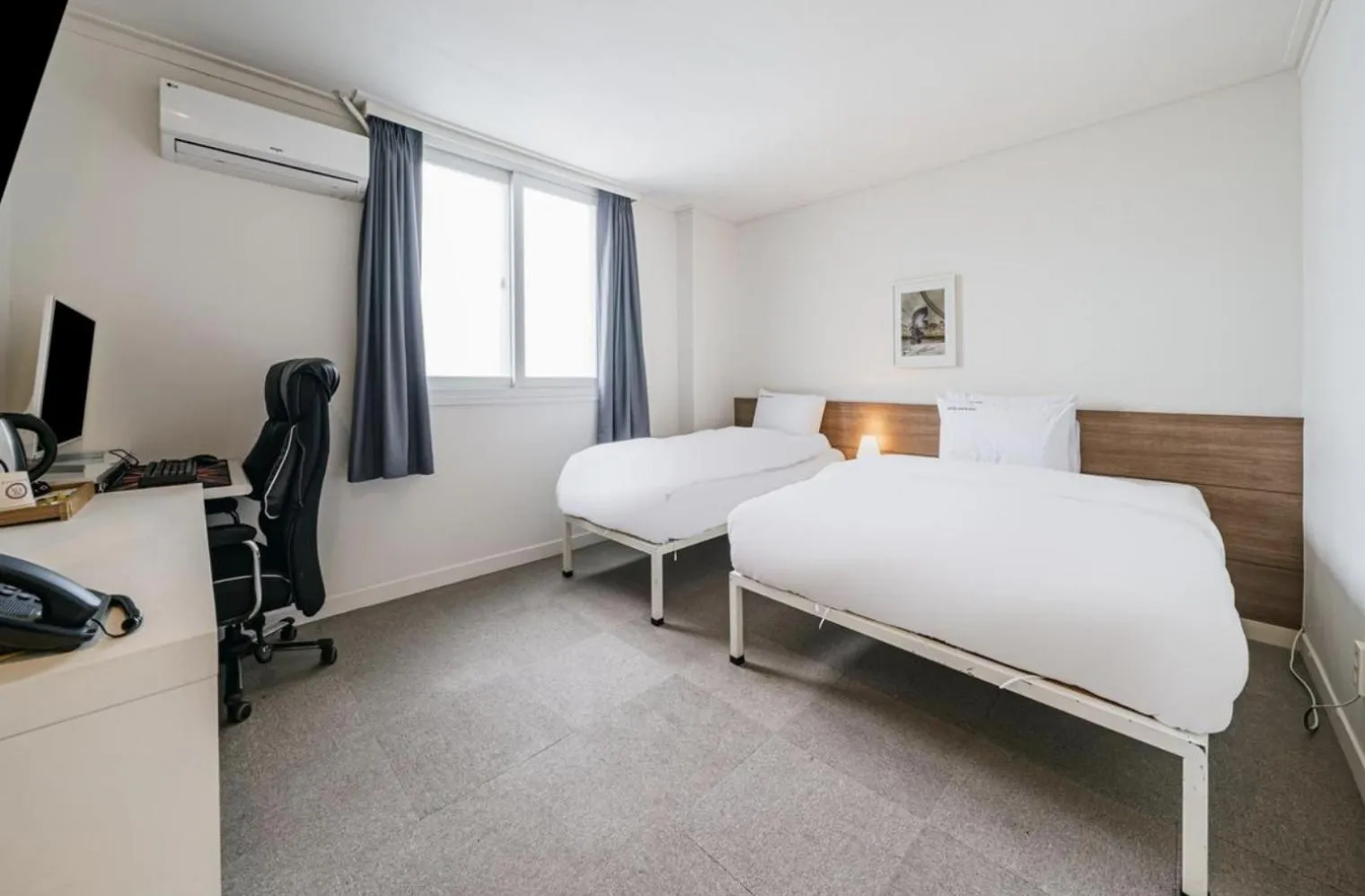 Bed in Gaon J Stay Hotel