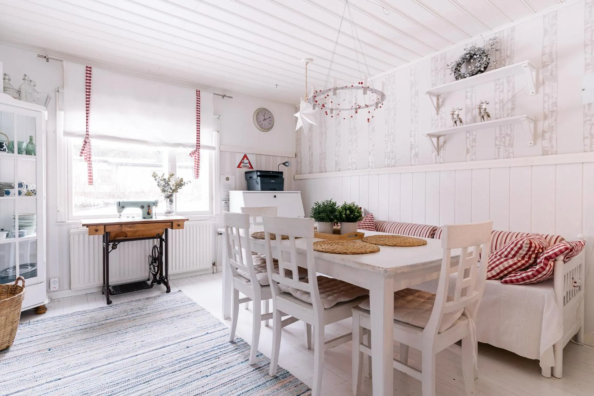 Dining area in Villa Virpi