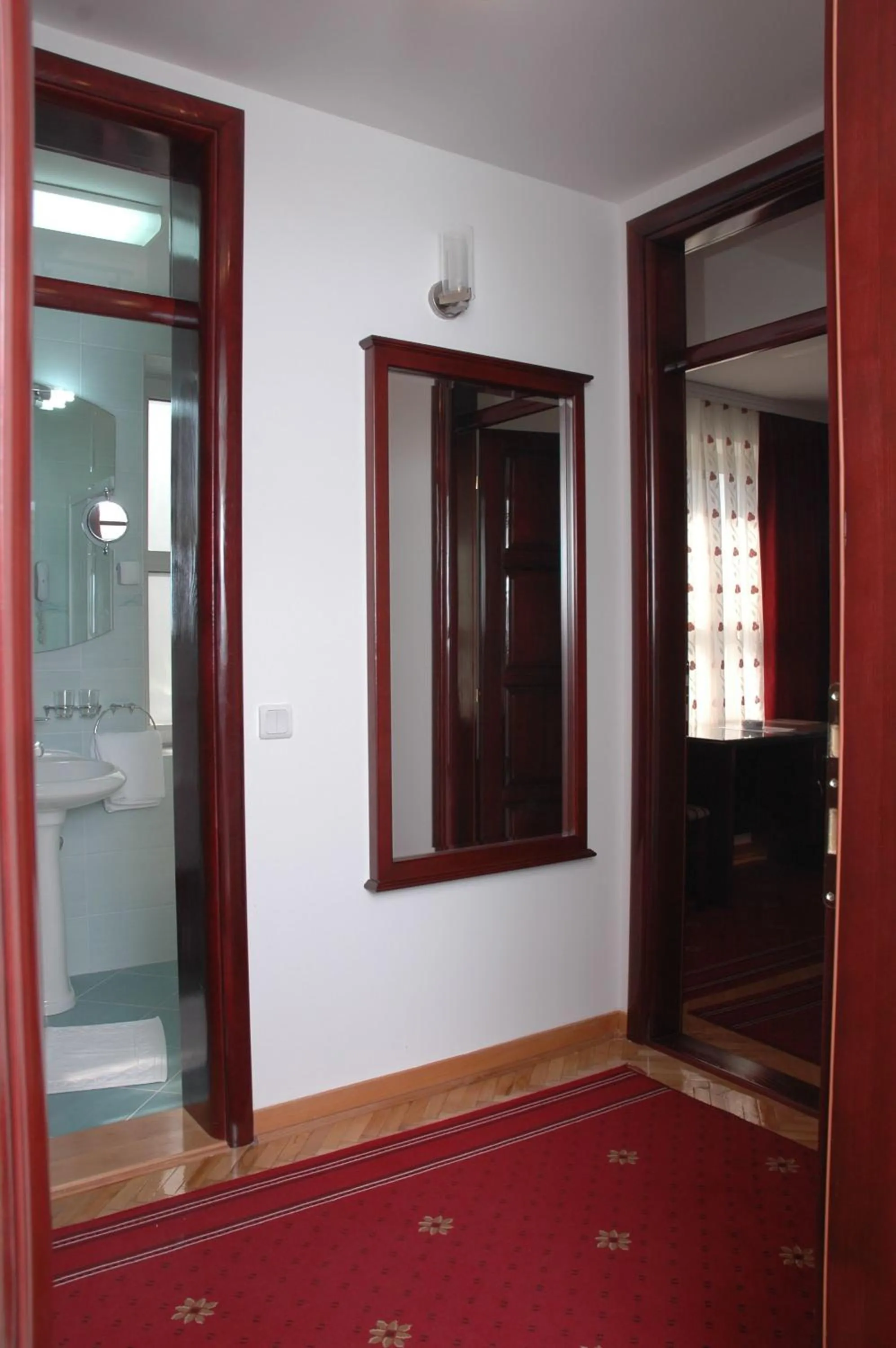 Vila Lux Milikic