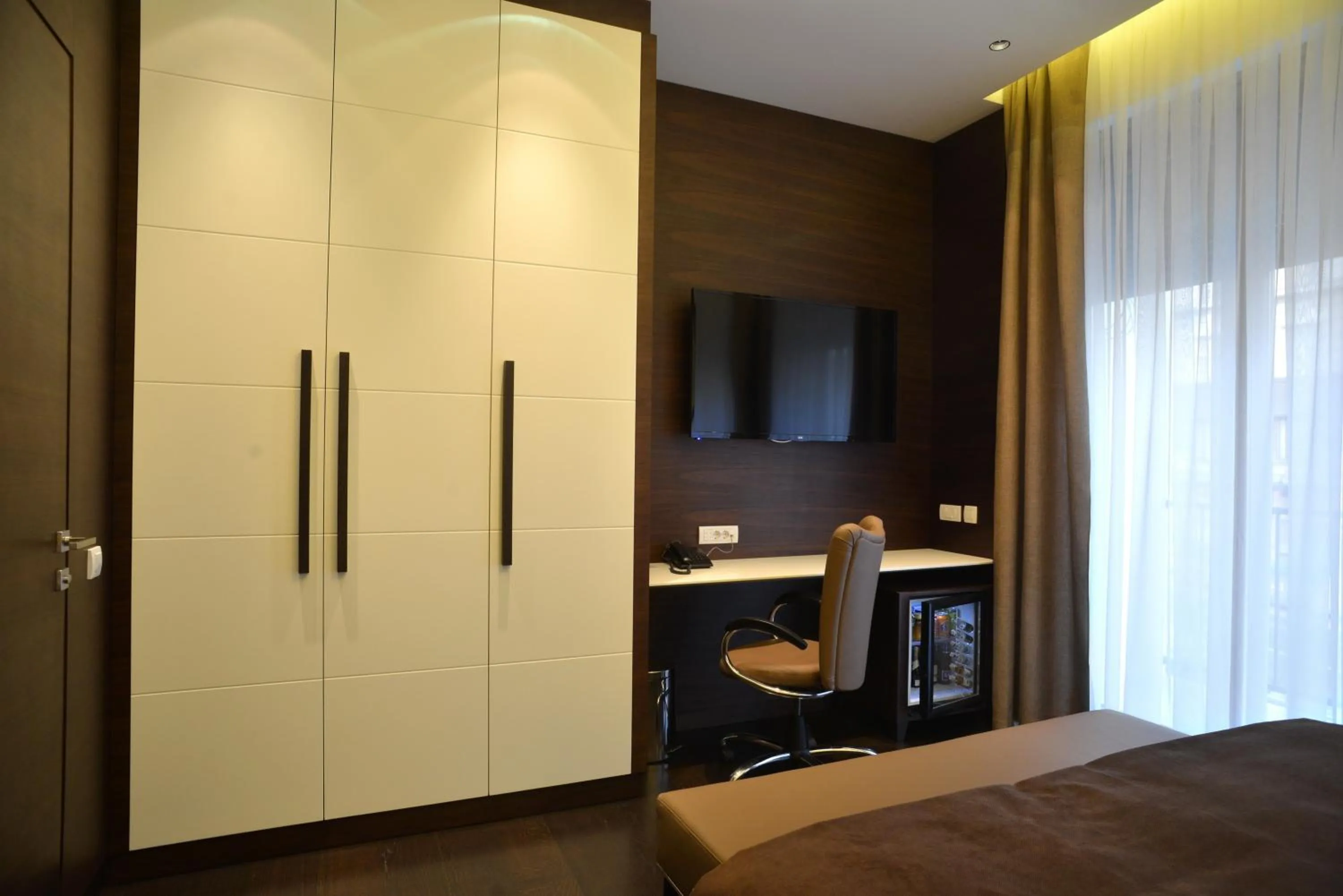 TV and multimedia in Belgreat Premium Suites