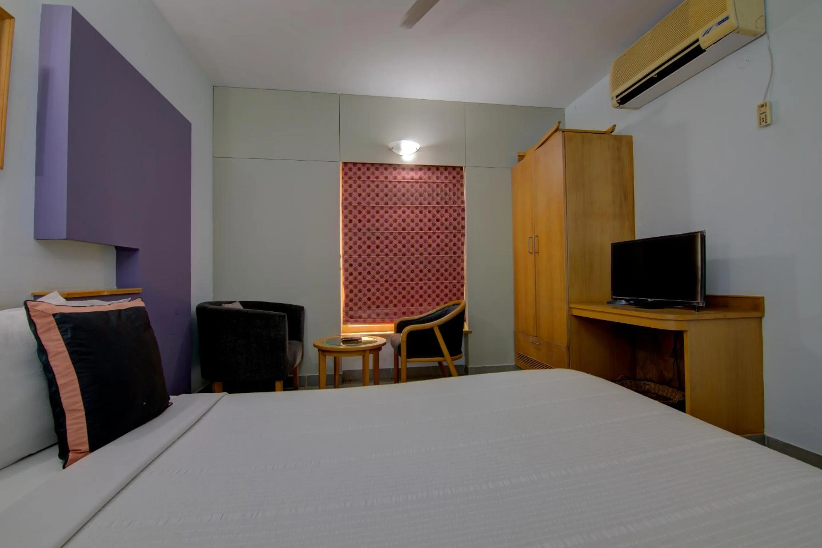 Bed in Tristar Serviced Apartments