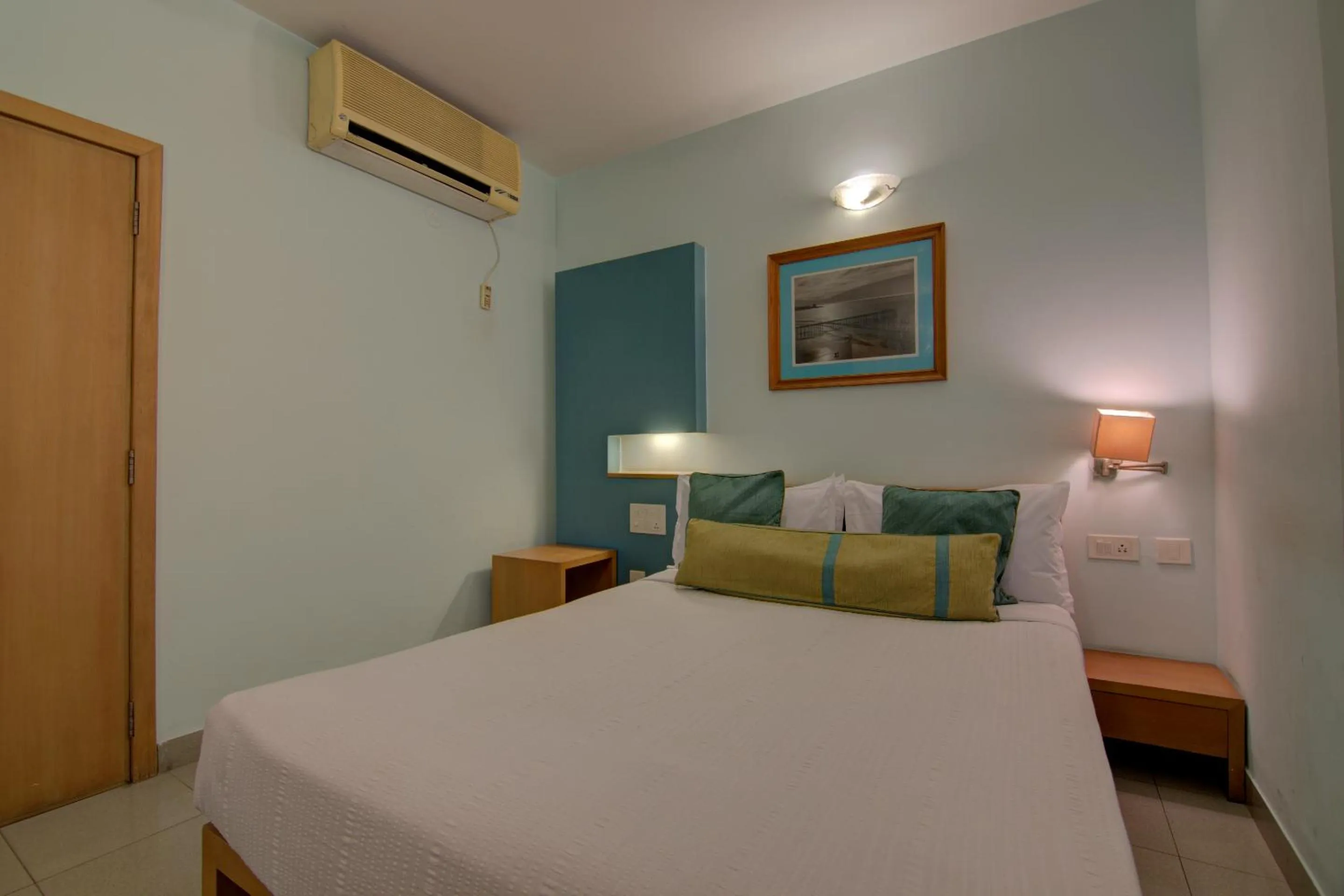 Bed in Tristar Serviced Apartments