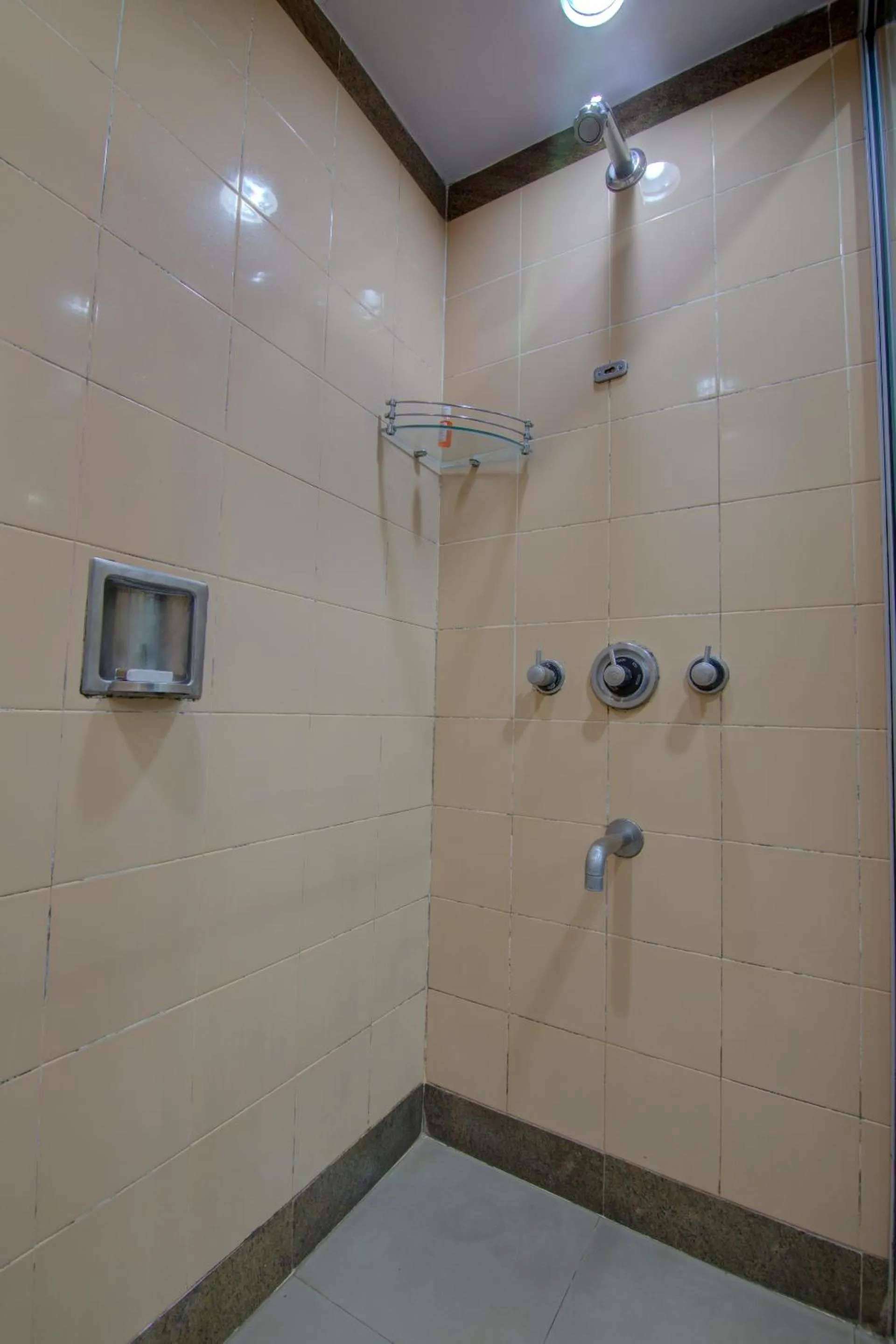 Tristar Serviced Apartments