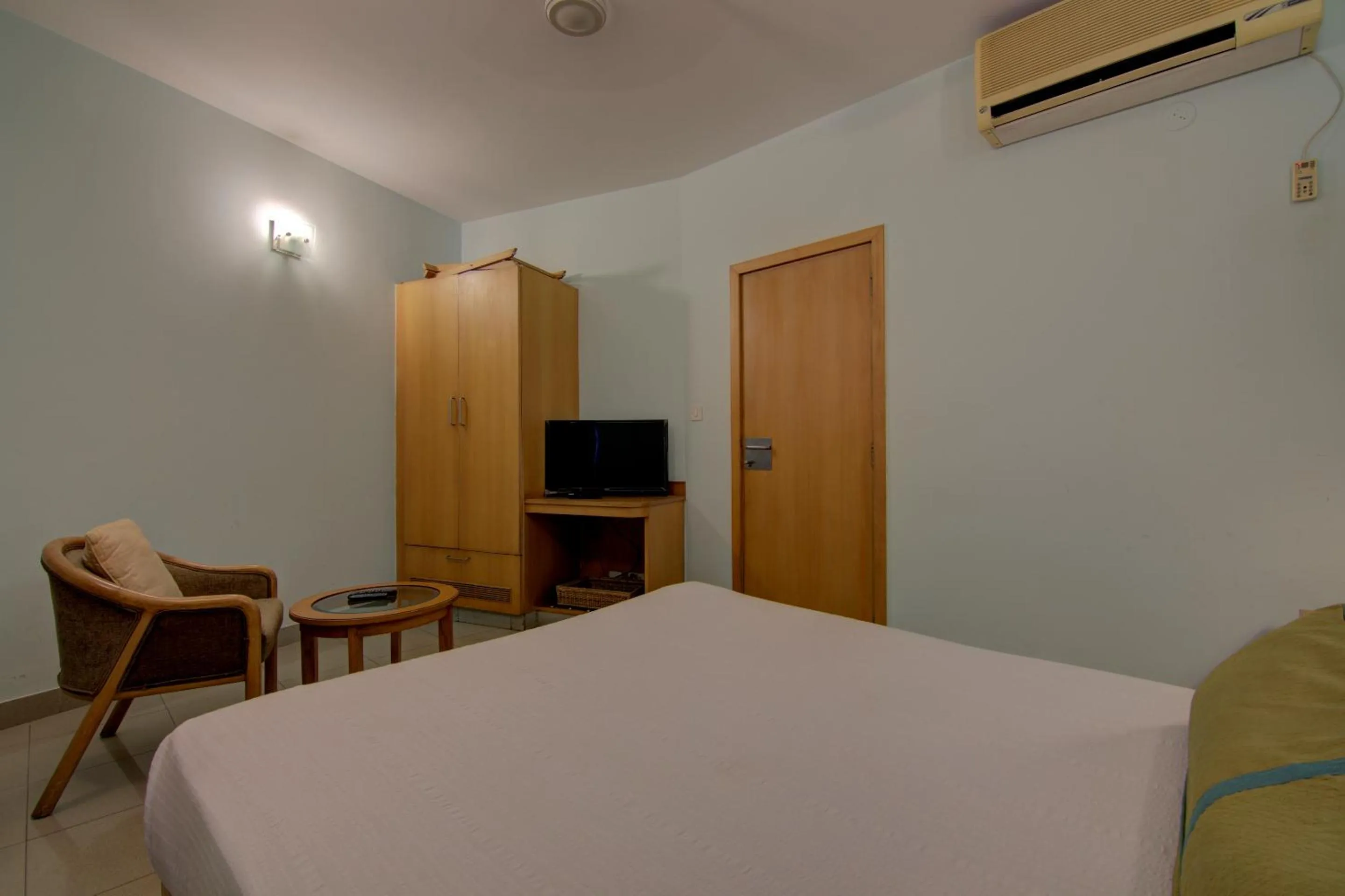 Bed in Tristar Serviced Apartments