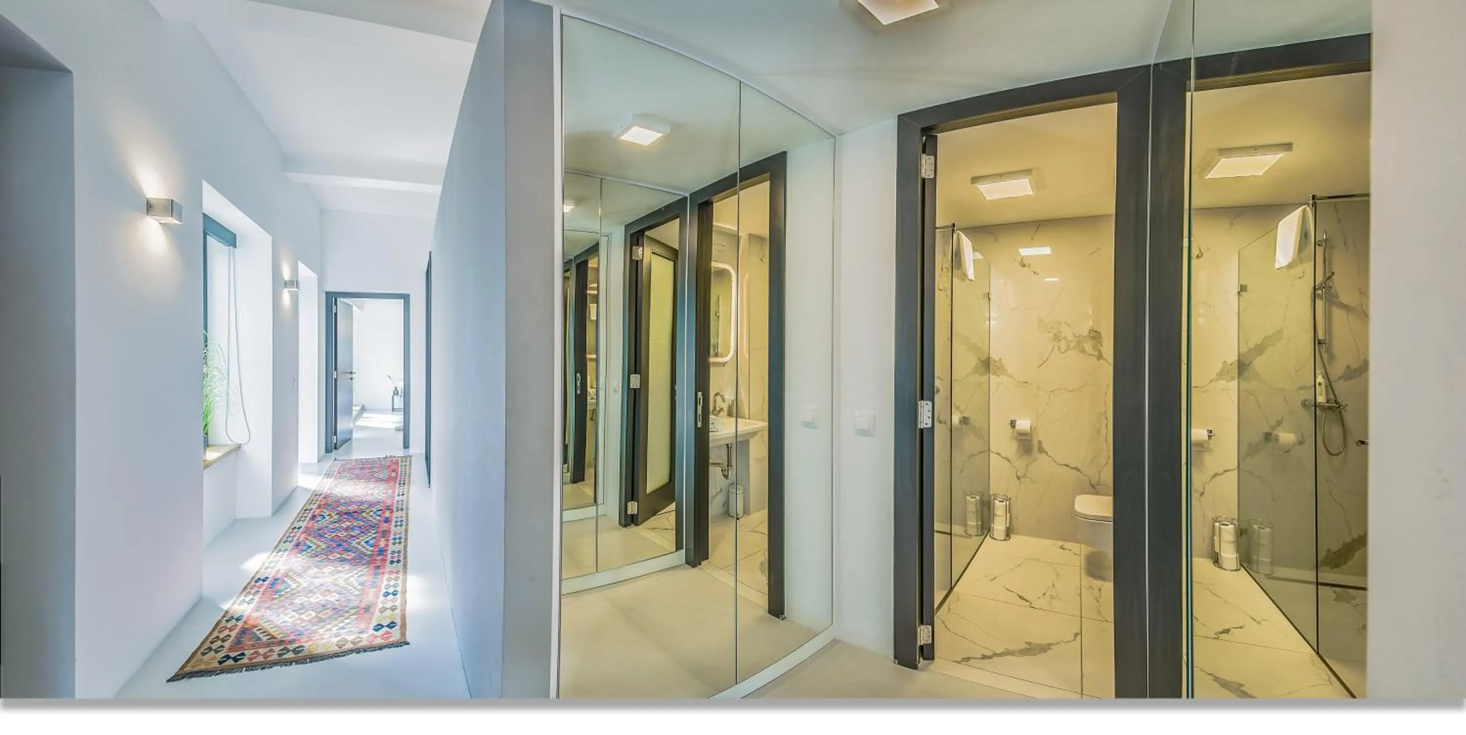 Bathroom in LOFT Astoria Suites by Vagabond