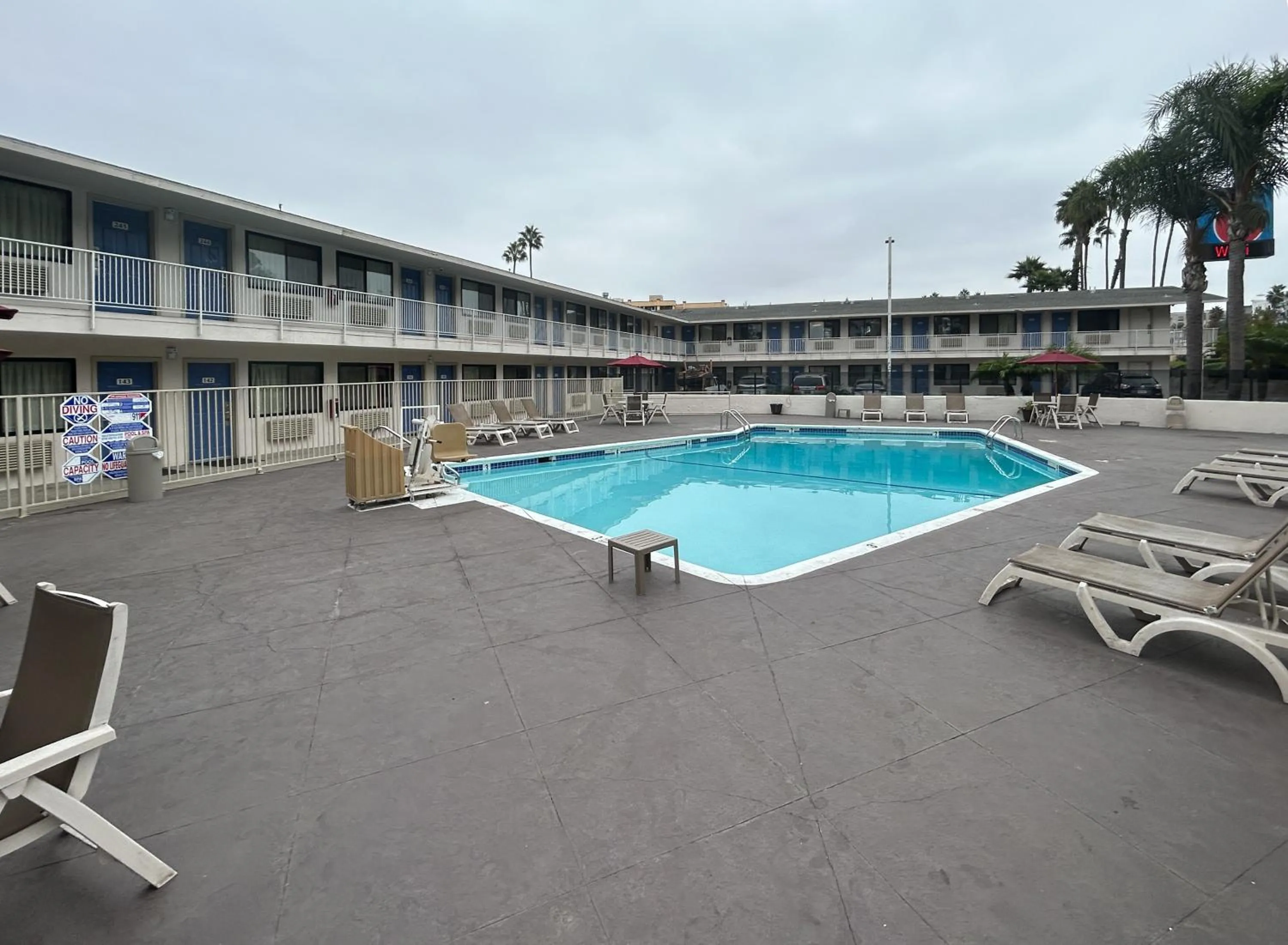 Swimming pool in Studio 6 San Diego, CA Hotel Circle Mission Valley