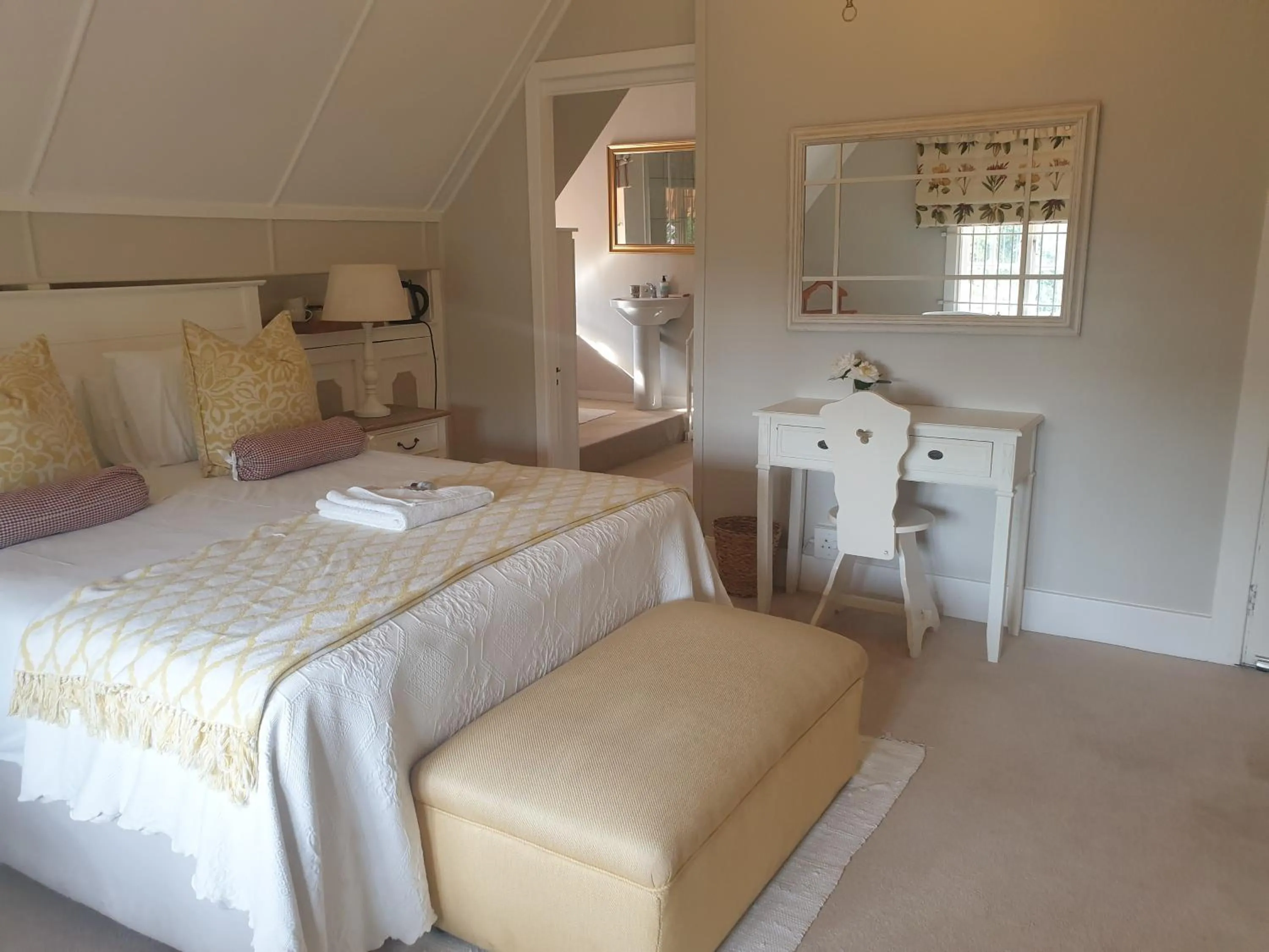 Bedroom, Bed in 18 Pioneer BnB