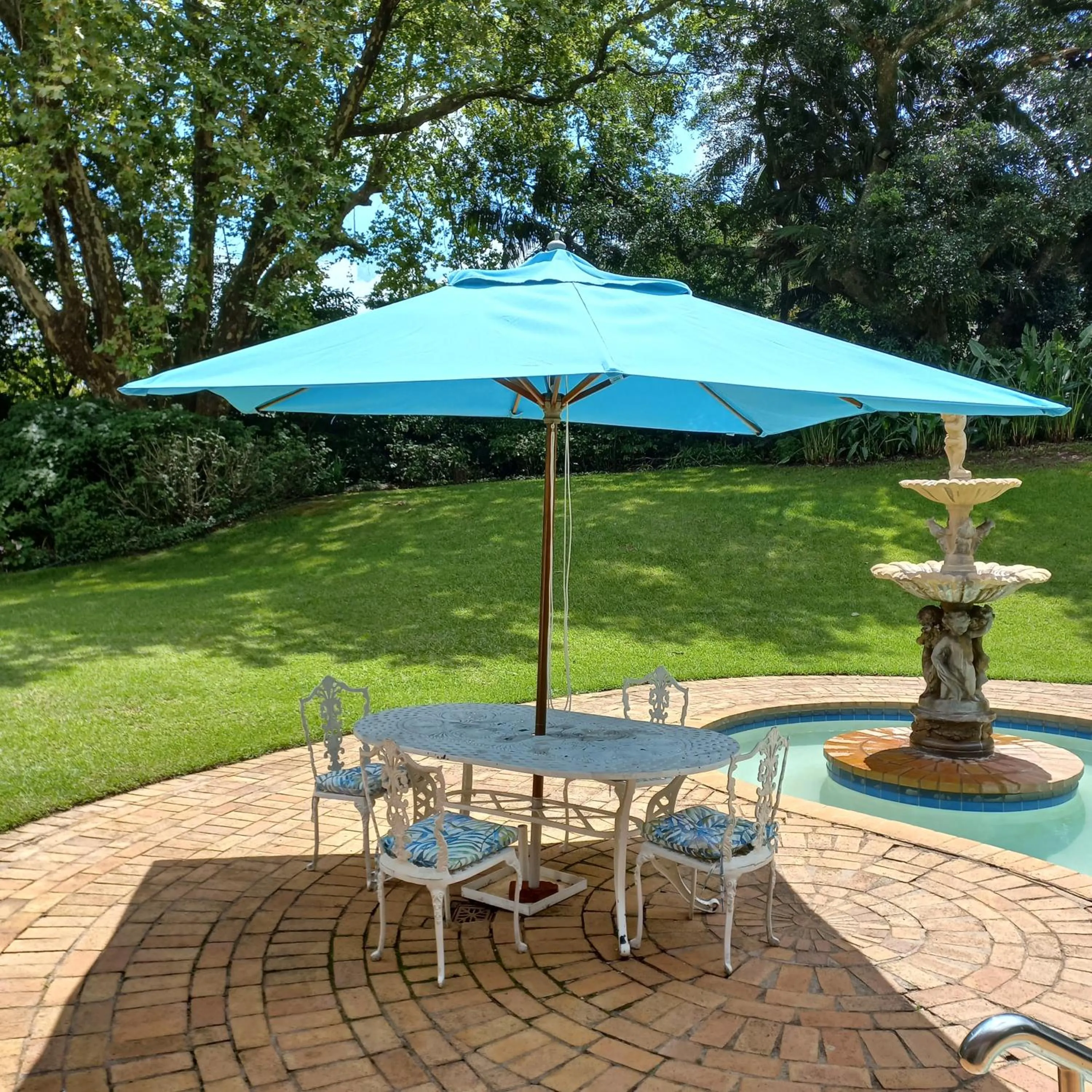 Pool view in 18 Pioneer BnB