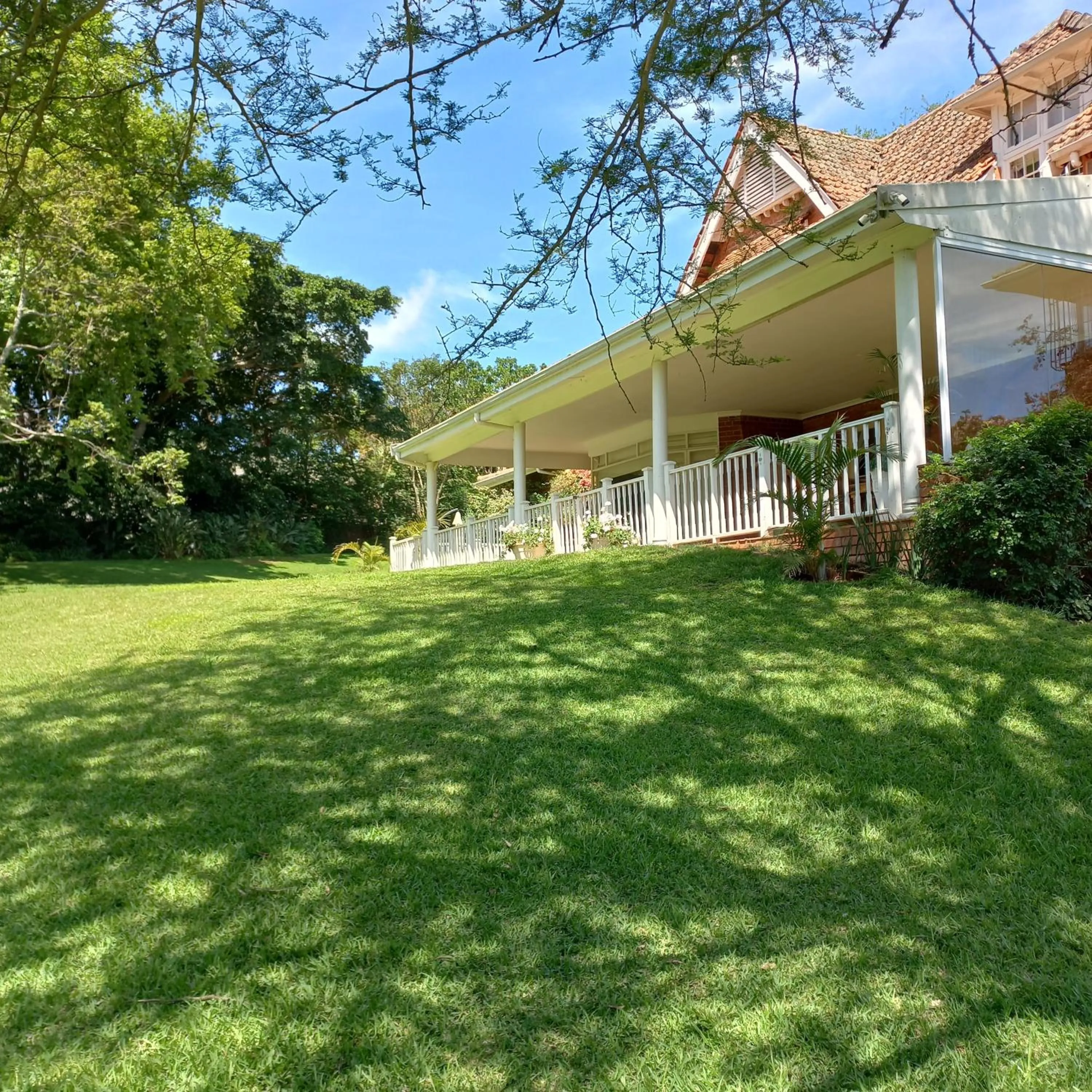 Property building in 18 Pioneer BnB