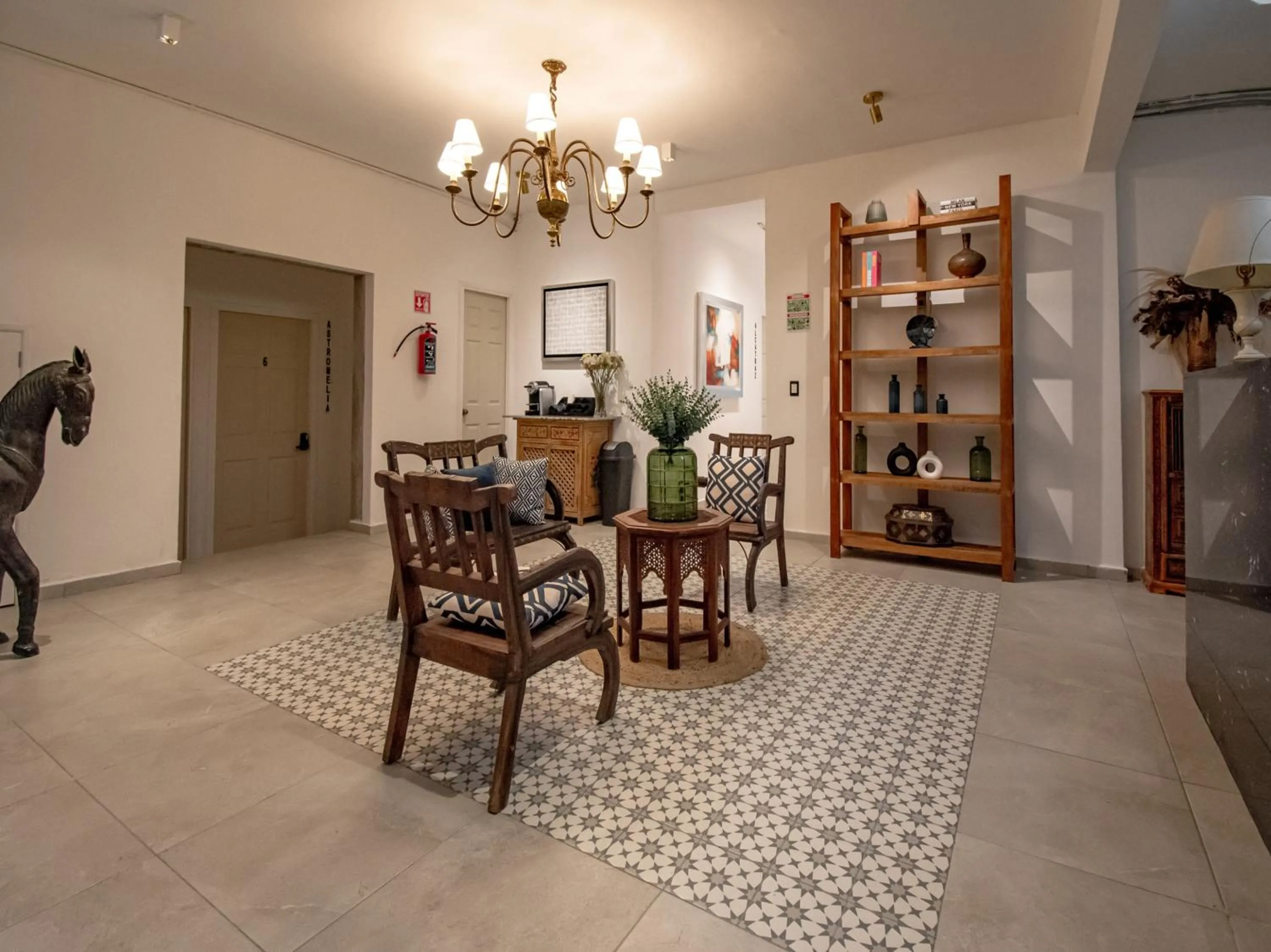 Lobby or reception in Collection O Hotel Lavanda Anzures