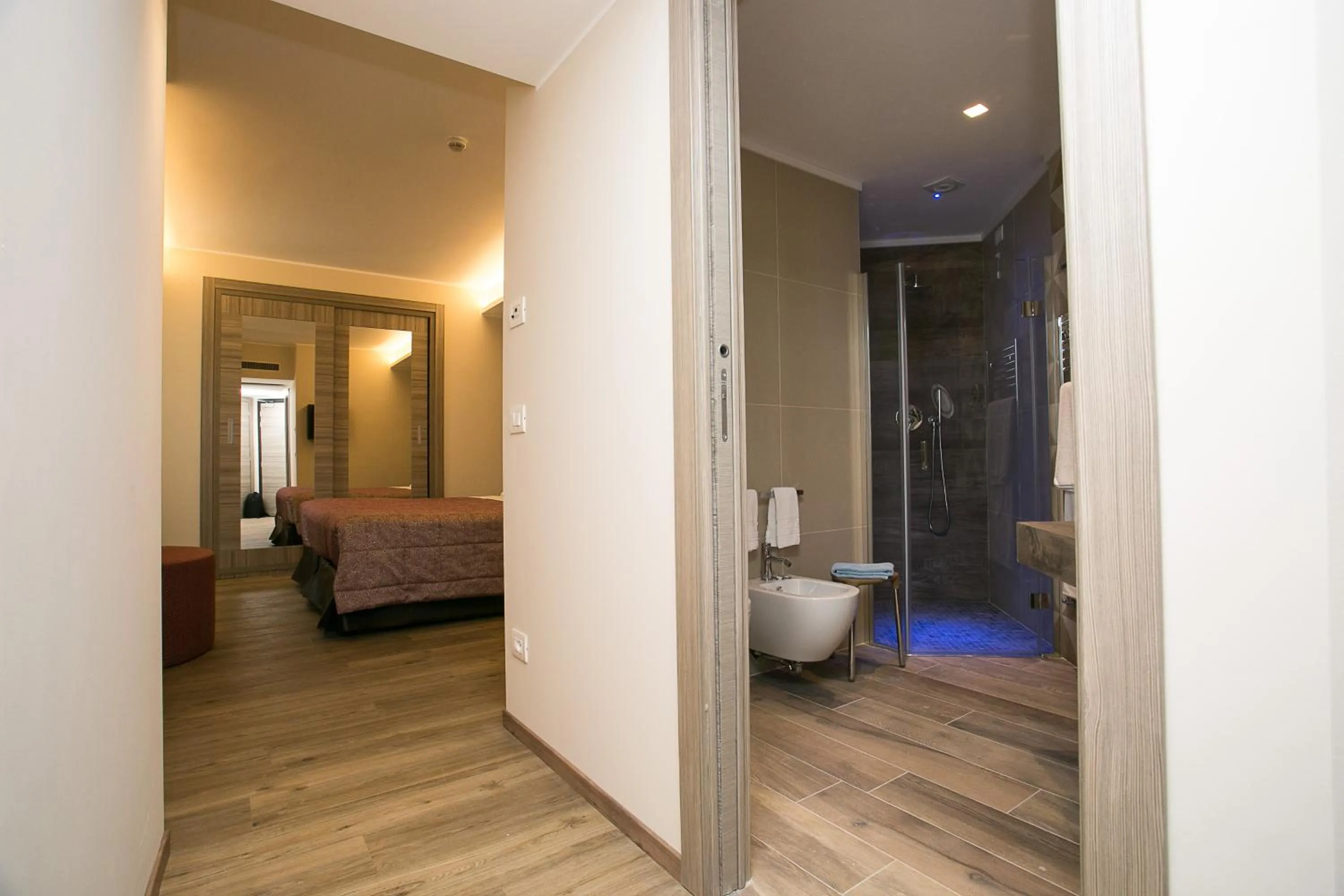 Photo of the whole room, Bed in Hotel Terme Abano Verdi