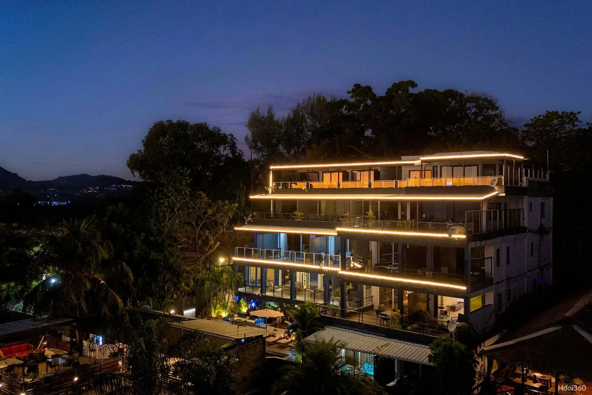 Property building in Hôtel Villa Les Orchidées