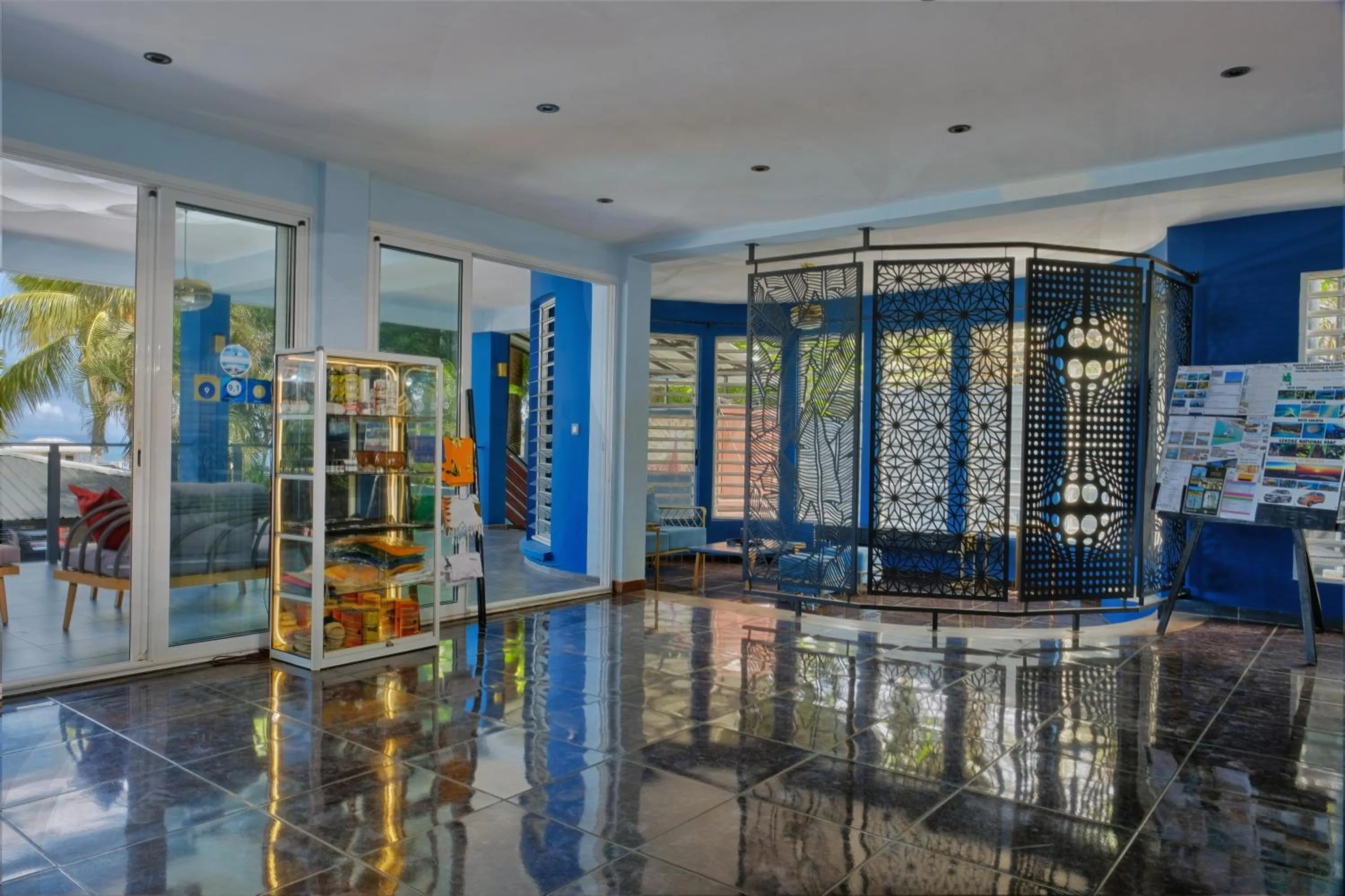 Property building in Hôtel Villa Les Orchidées