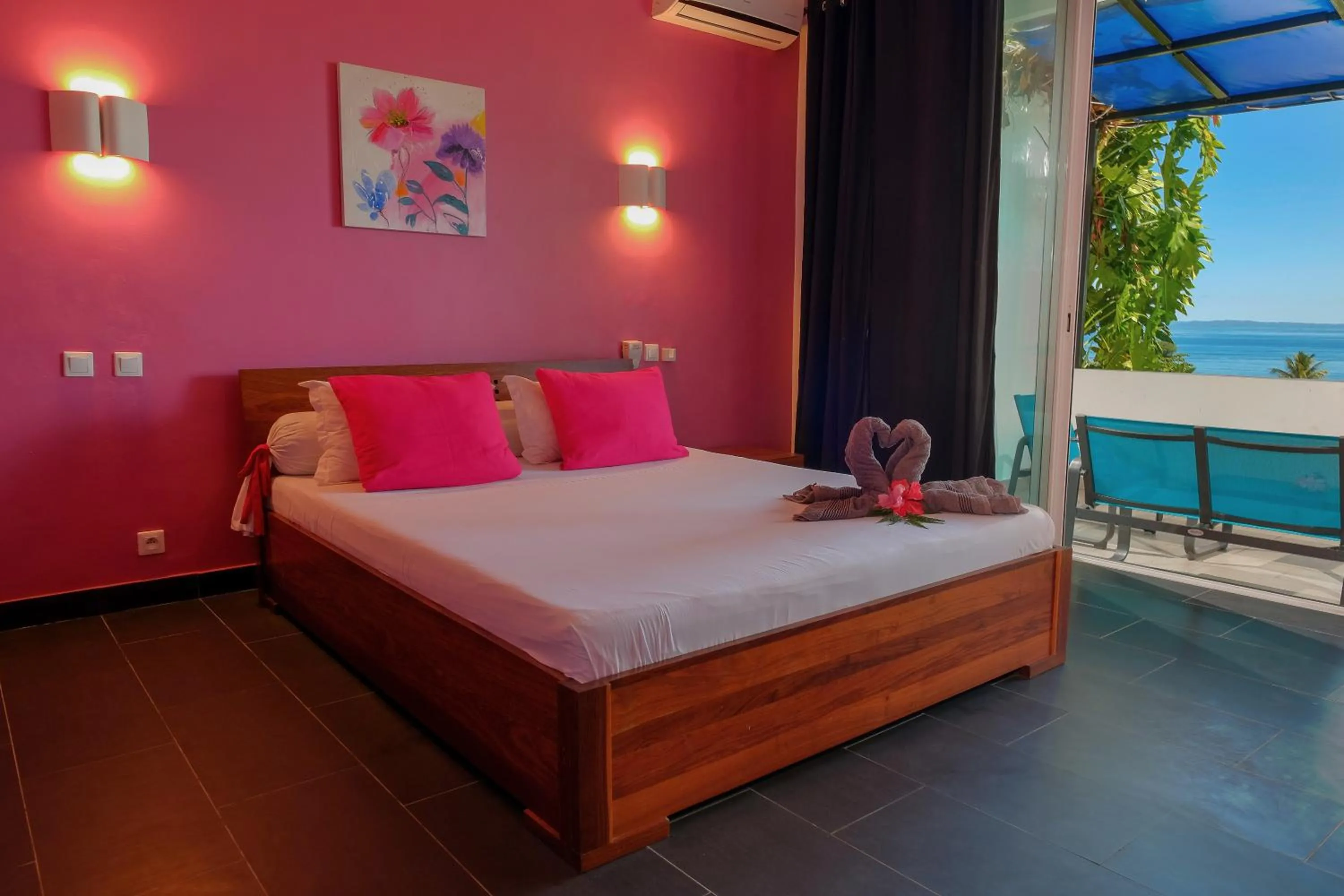 Bed in Hôtel Villa Les Orchidées