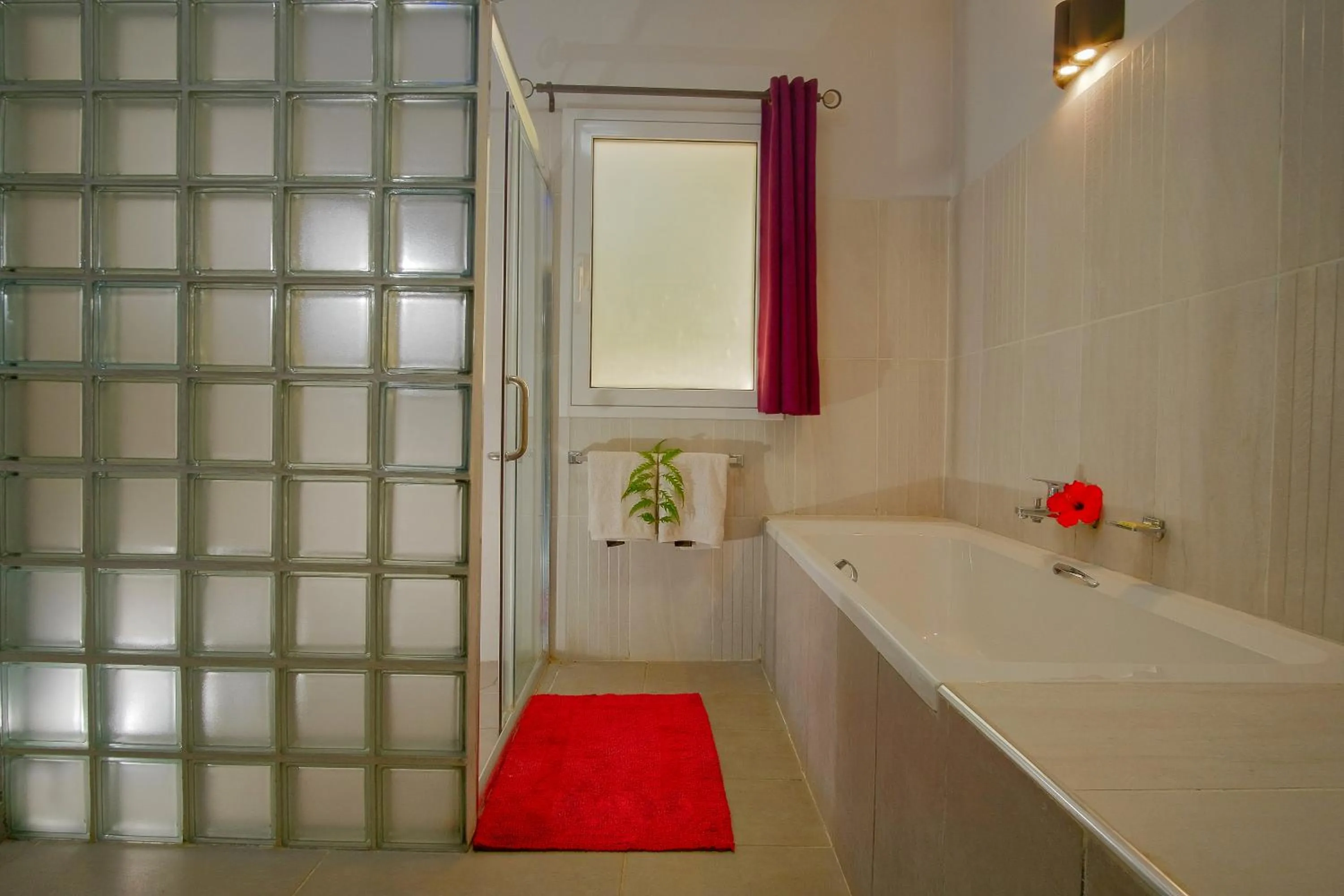 Bathroom in Hôtel Villa Les Orchidées