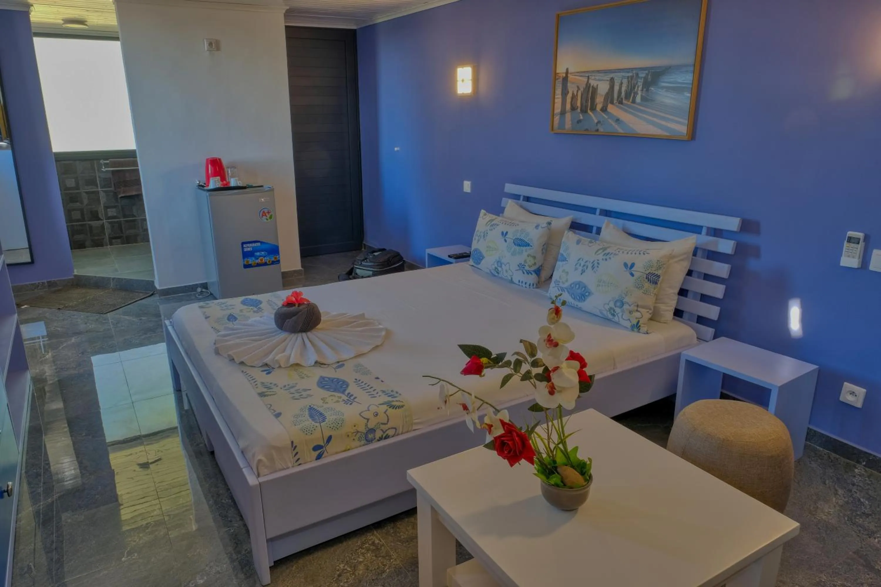 Photo of the whole room, Bed in Hôtel Villa Les Orchidées