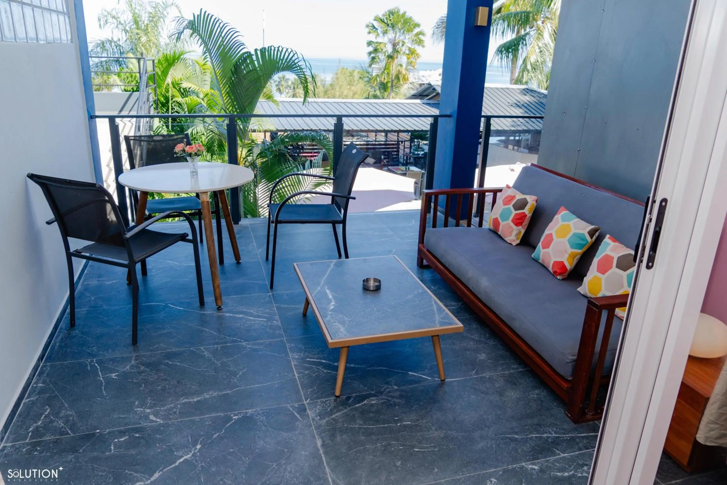 Patio in Hôtel Villa Les Orchidées