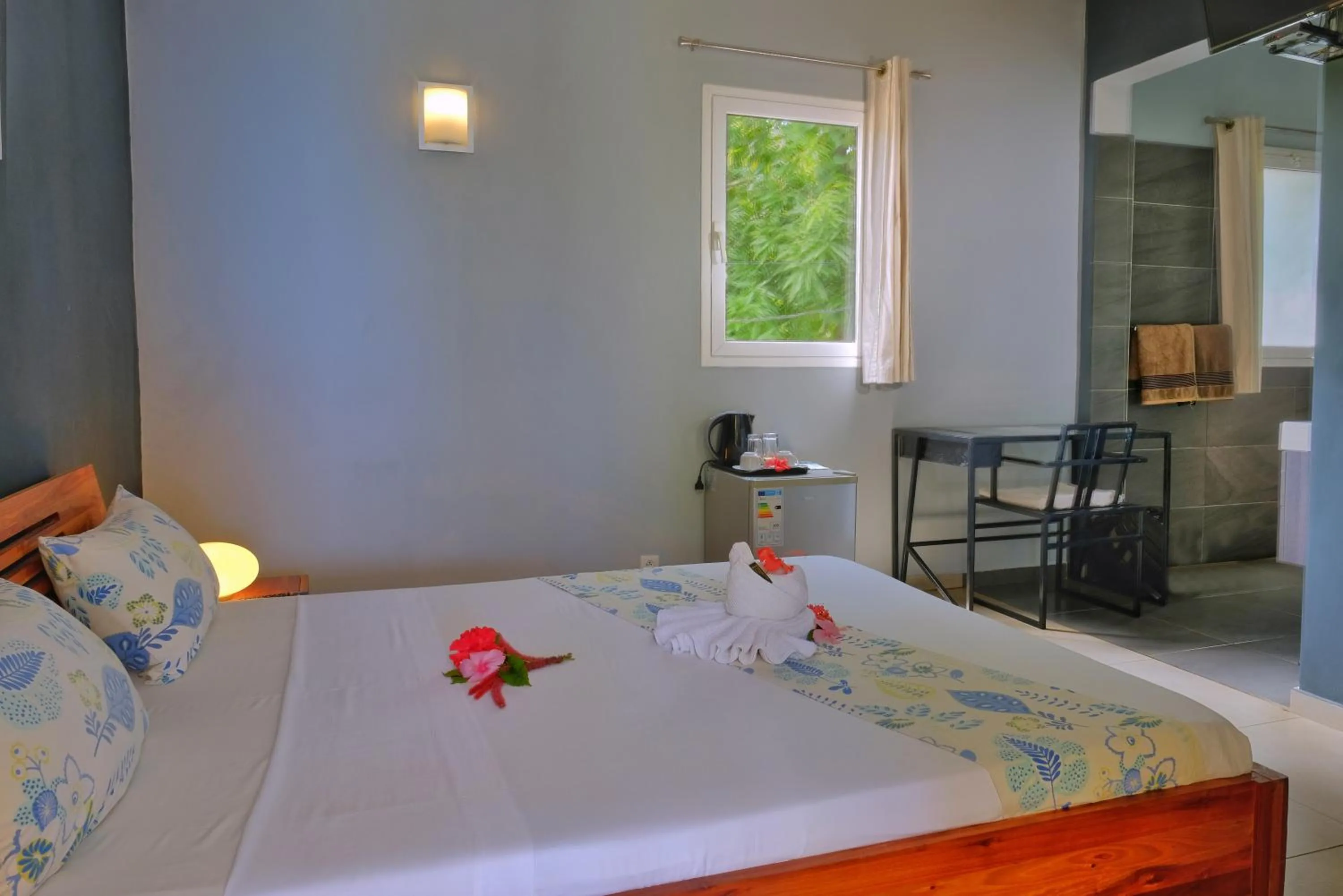 Bed in Hôtel Villa Les Orchidées