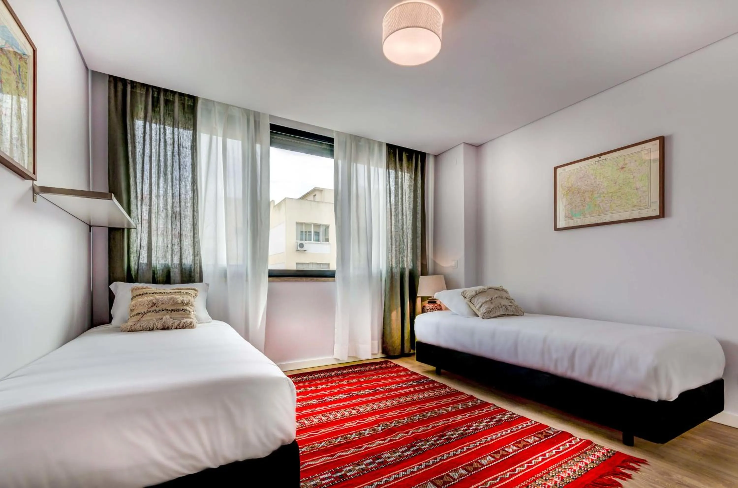 Bedroom, Bed in Lisbon Serviced Apartments - Liberdade