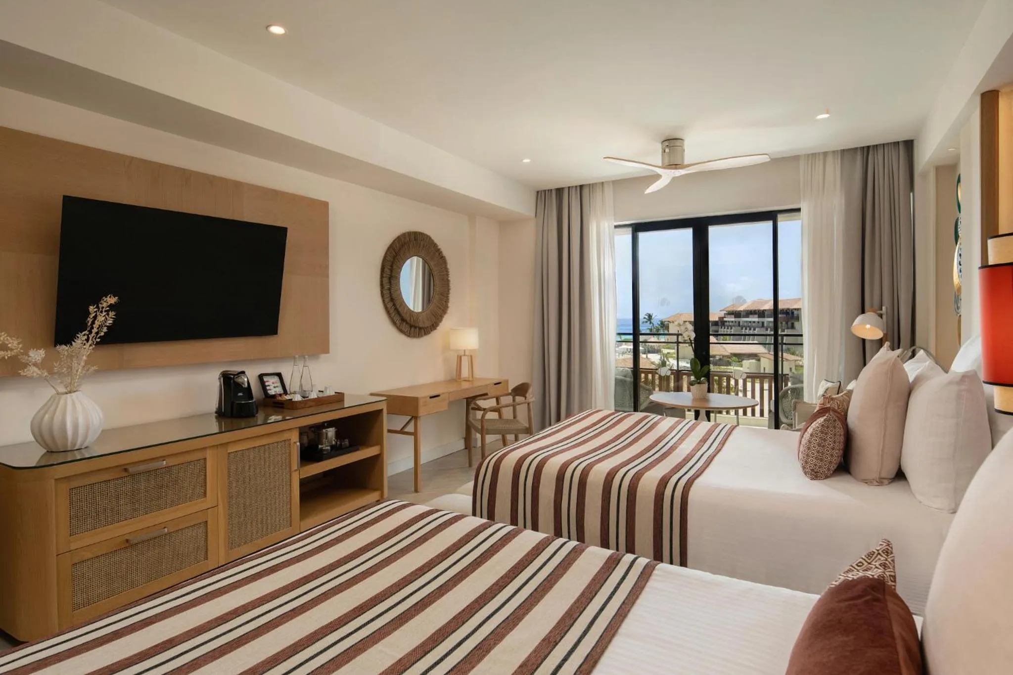 Bed in Dreams Playa Esmeralda Resort & Spa - All Inclusive