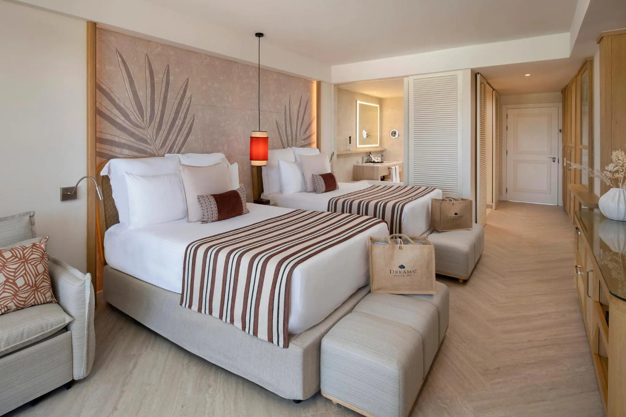Bed in Dreams Playa Esmeralda Resort & Spa - All Inclusive