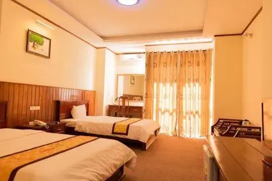 Twin Room in Beijing Hotel Vinh - by BAY LUXURY Twin Room in Beijing Hotel Vinh - by BAY LUXURY