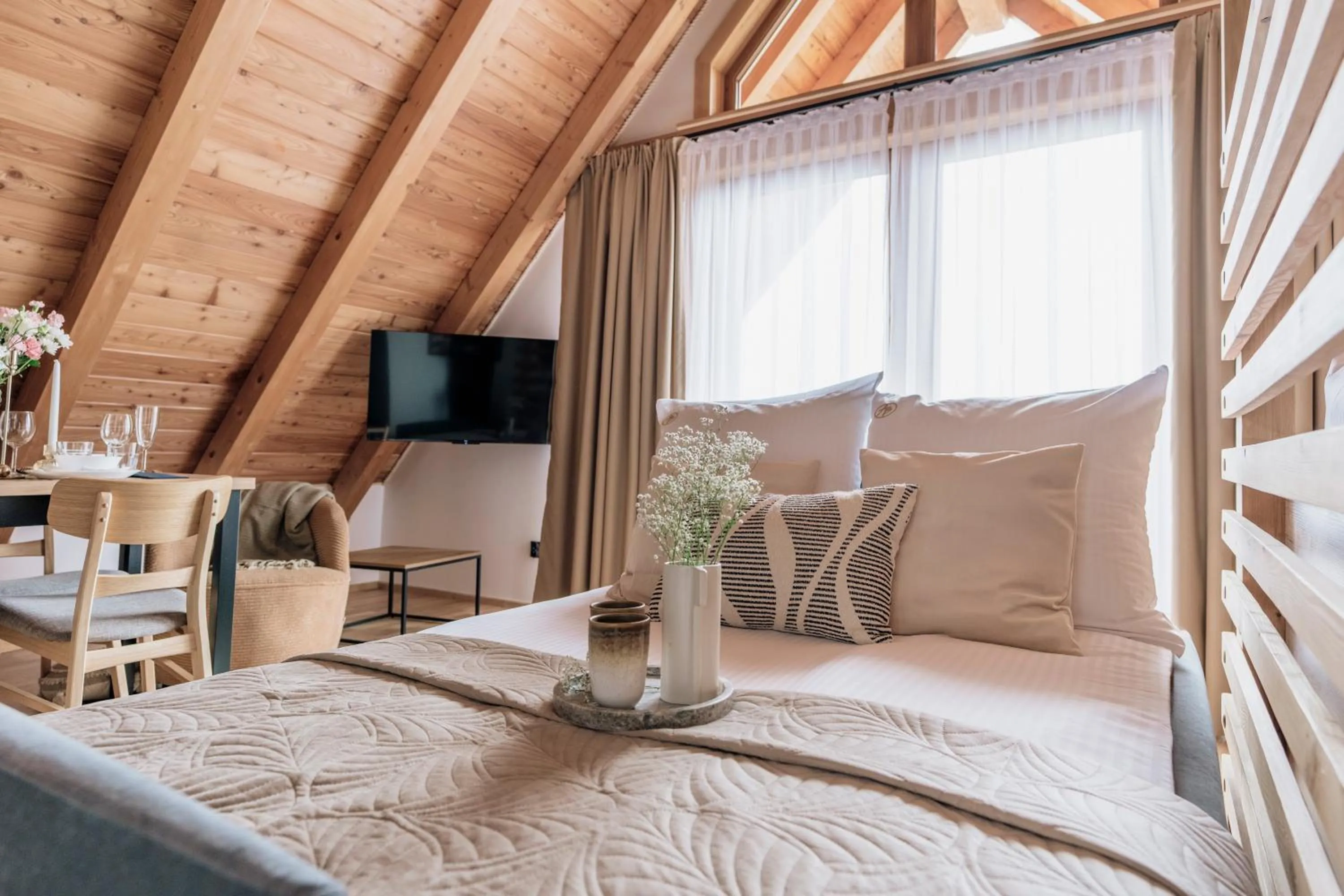 Bed in Apres Ski Bachleda - LoftAffair Collection