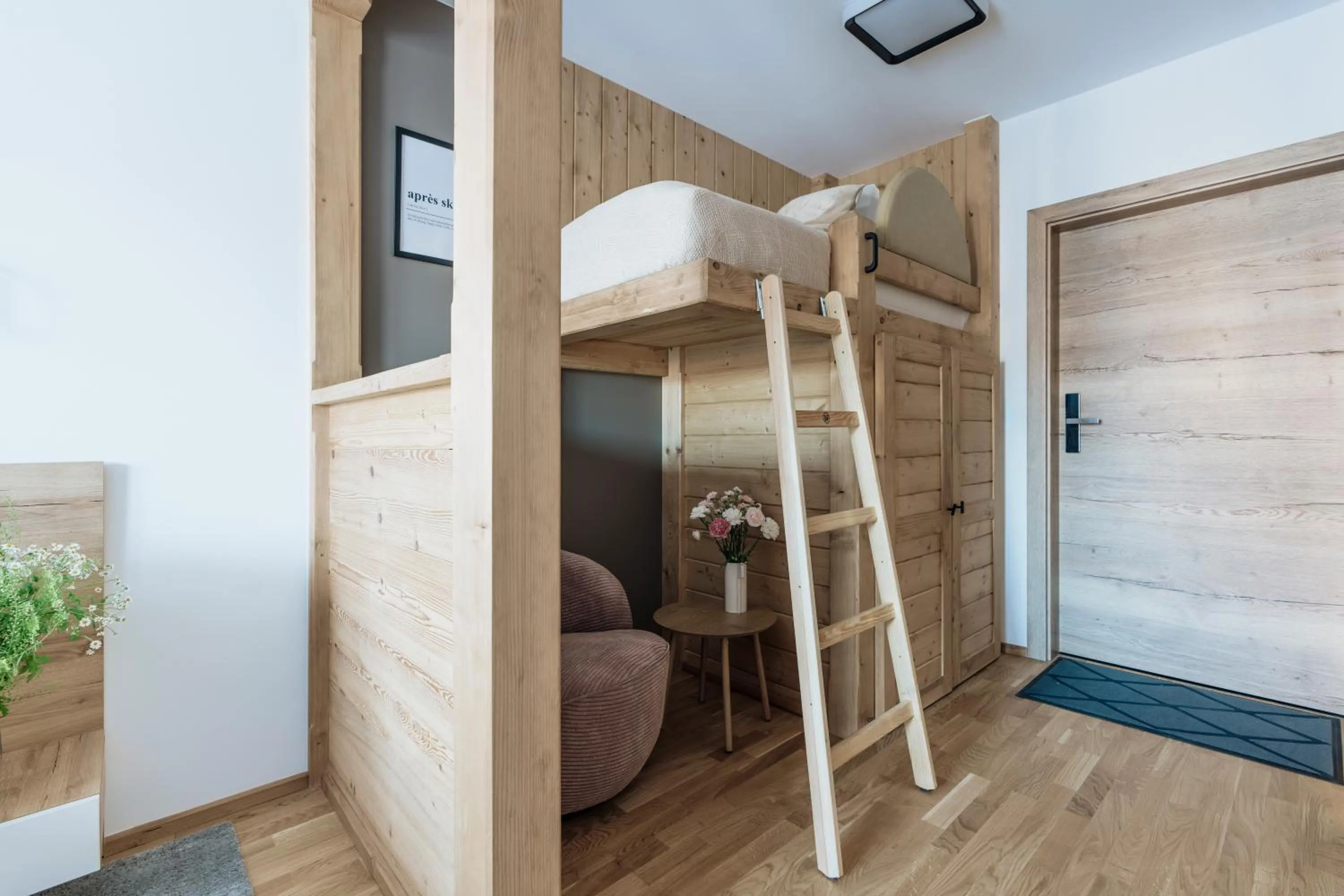 Bed in Apres Ski Bachleda - LoftAffair Collection