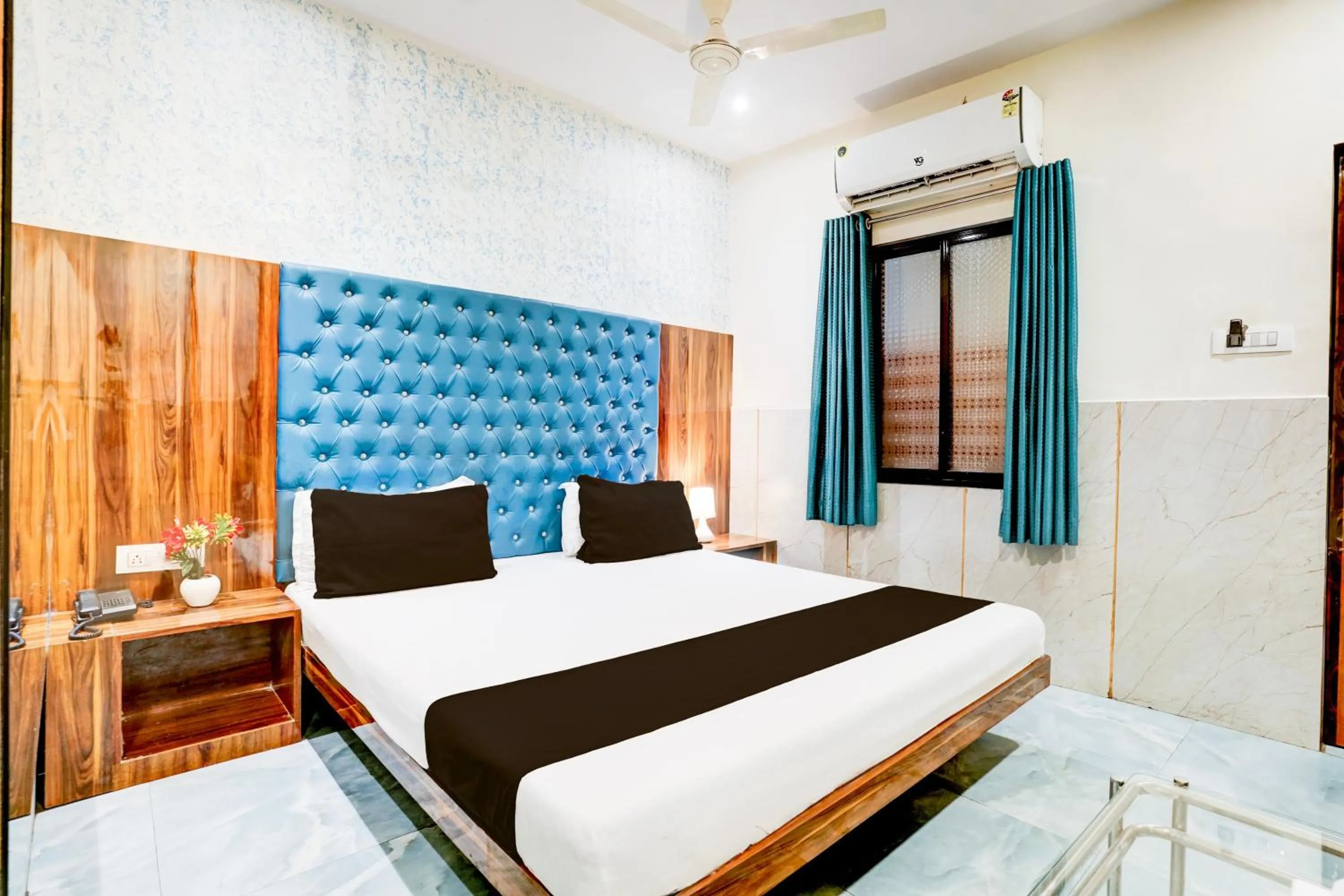 Bedroom, Bed in Hotel O Shiv Sai Residency Lodging & Boarding