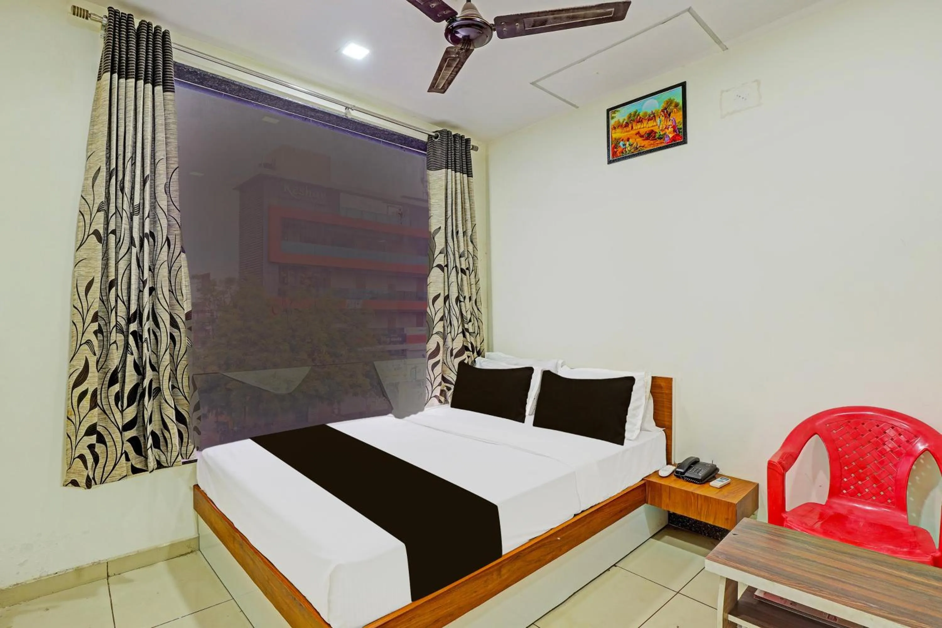 Bedroom, Bed in hotel O kalyan