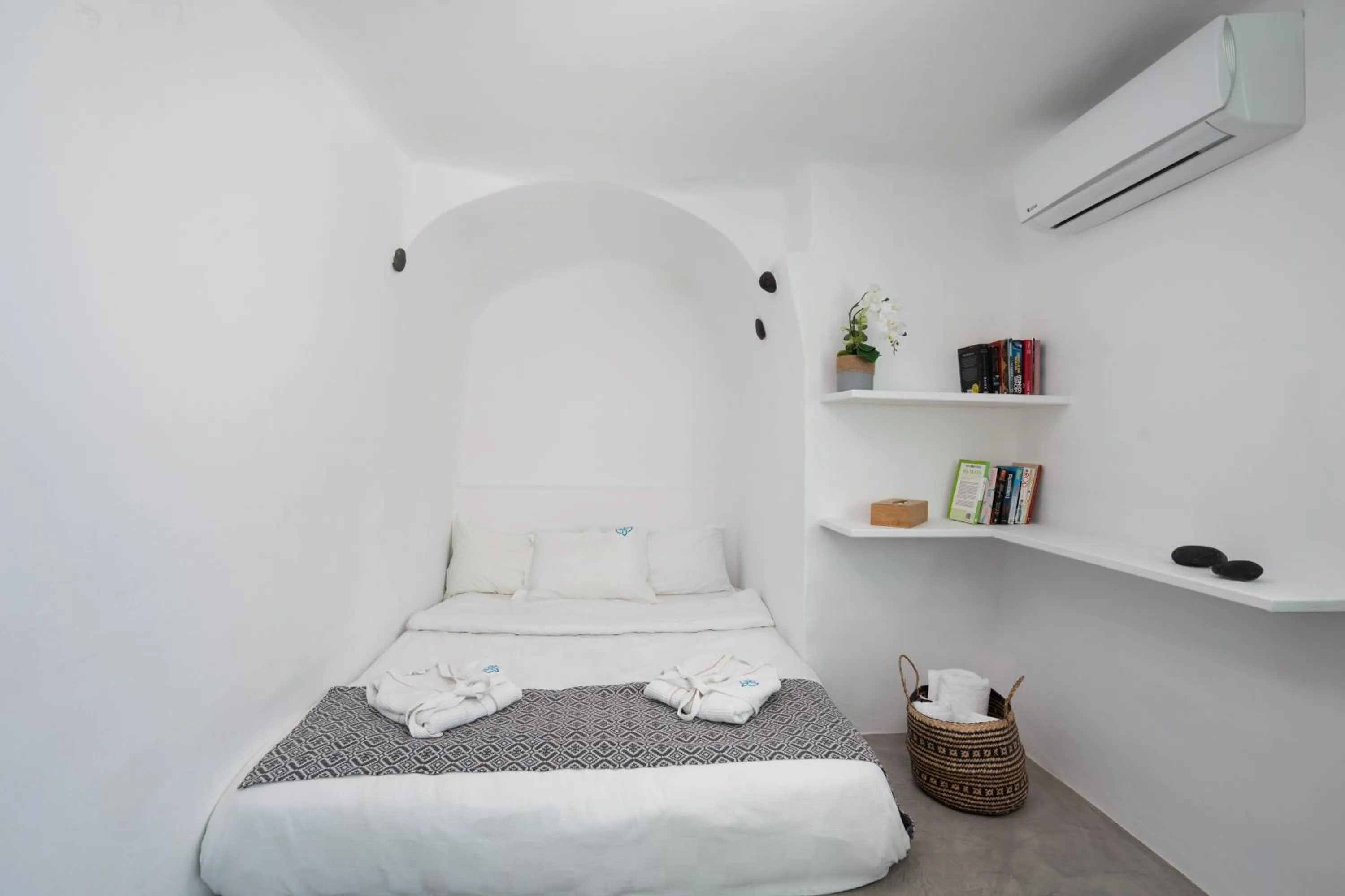 Bed in Sophia Luxury Suites