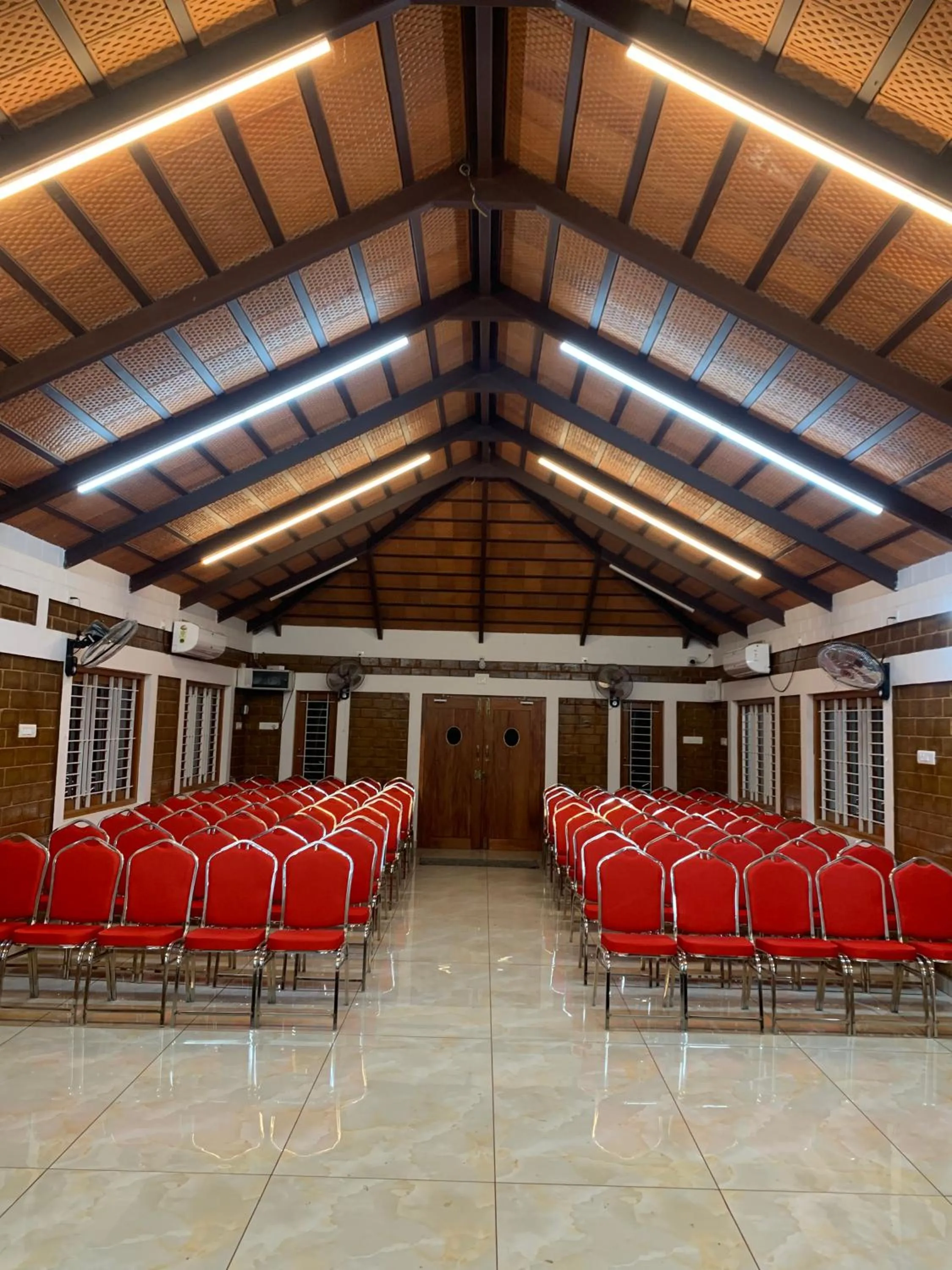 Banquet/Function facilities in Love Green Resorts