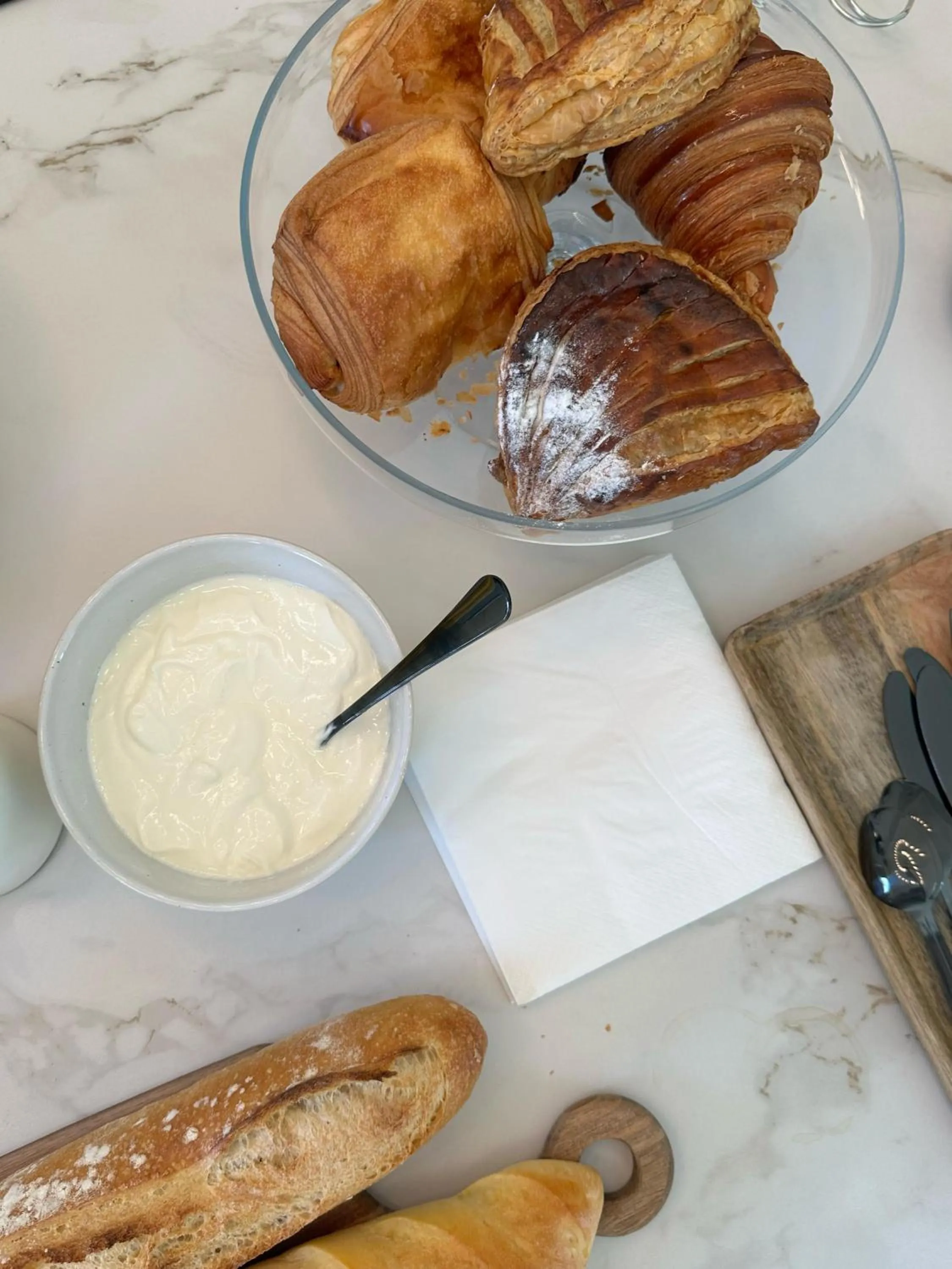 Breakfast in Chateau Pimo