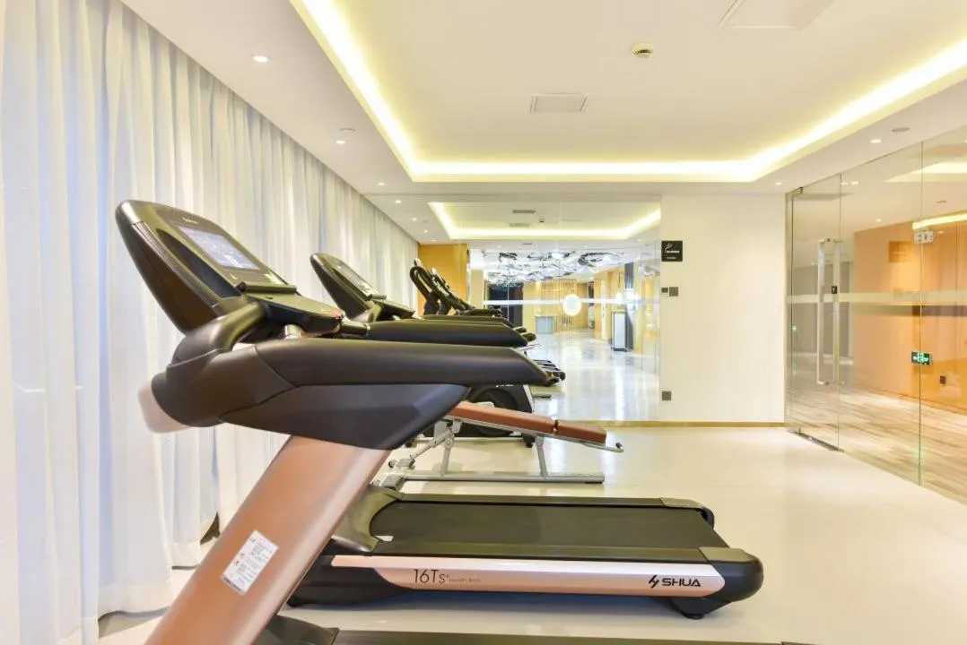 Atour Hotel Beijing West Railway Station South Square