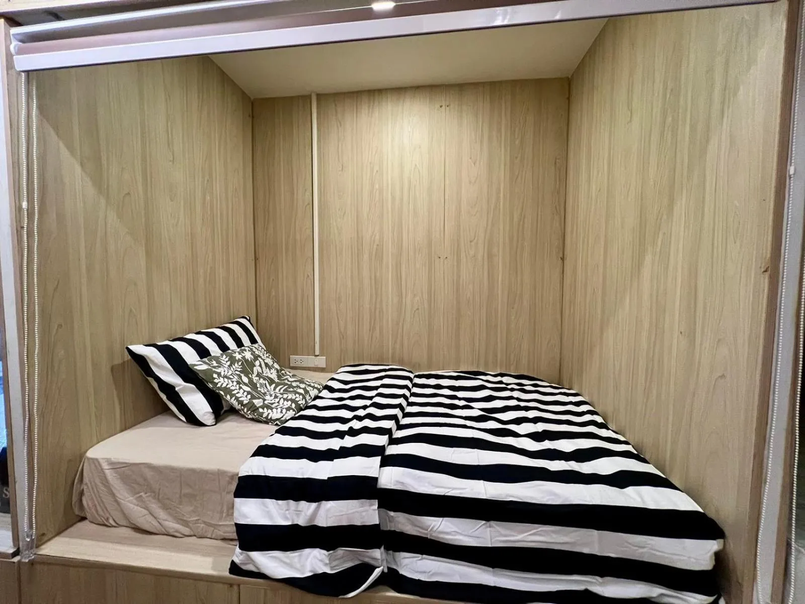 Bed in Comfy Crib Hostel 2