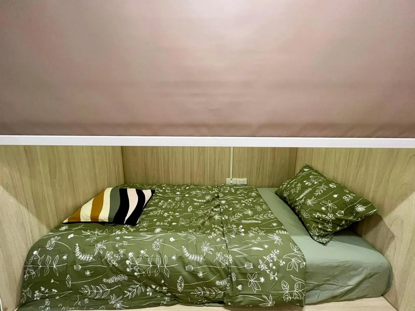 Bed in Comfy Crib Hostel 2