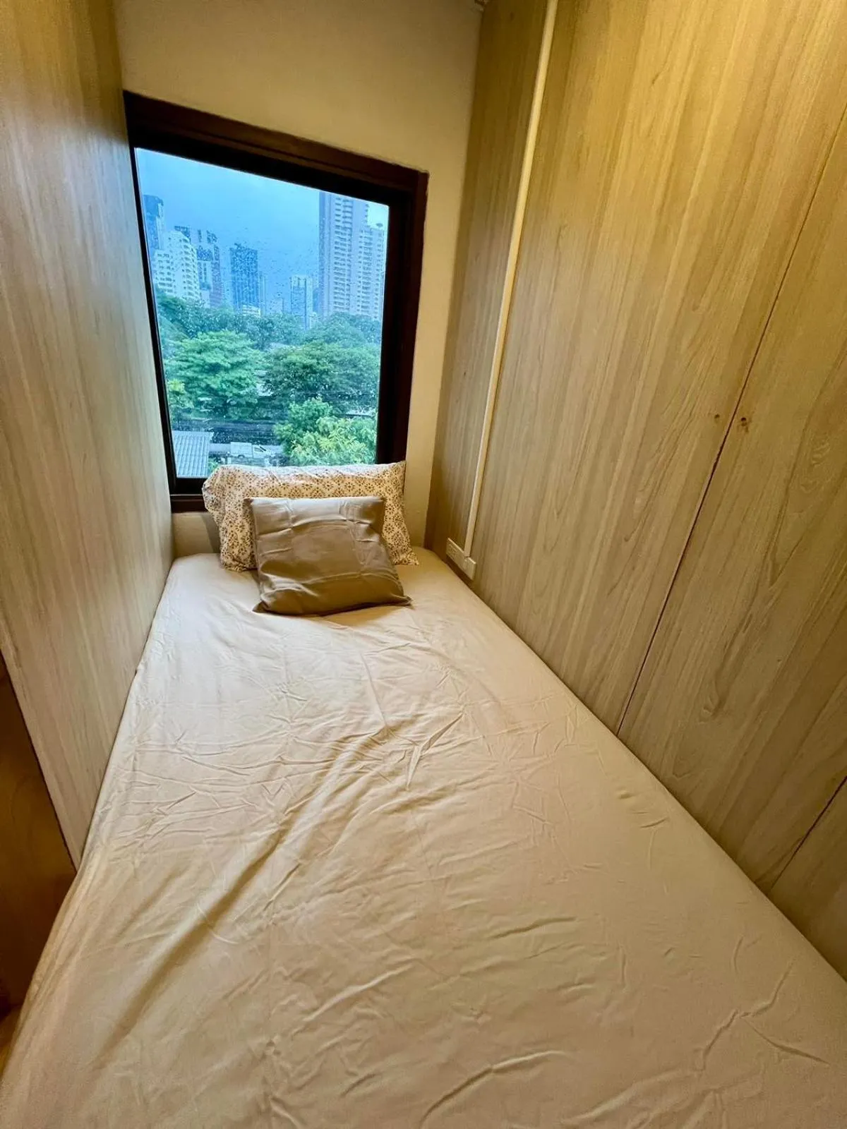 Bed in Comfy Crib Hostel 2